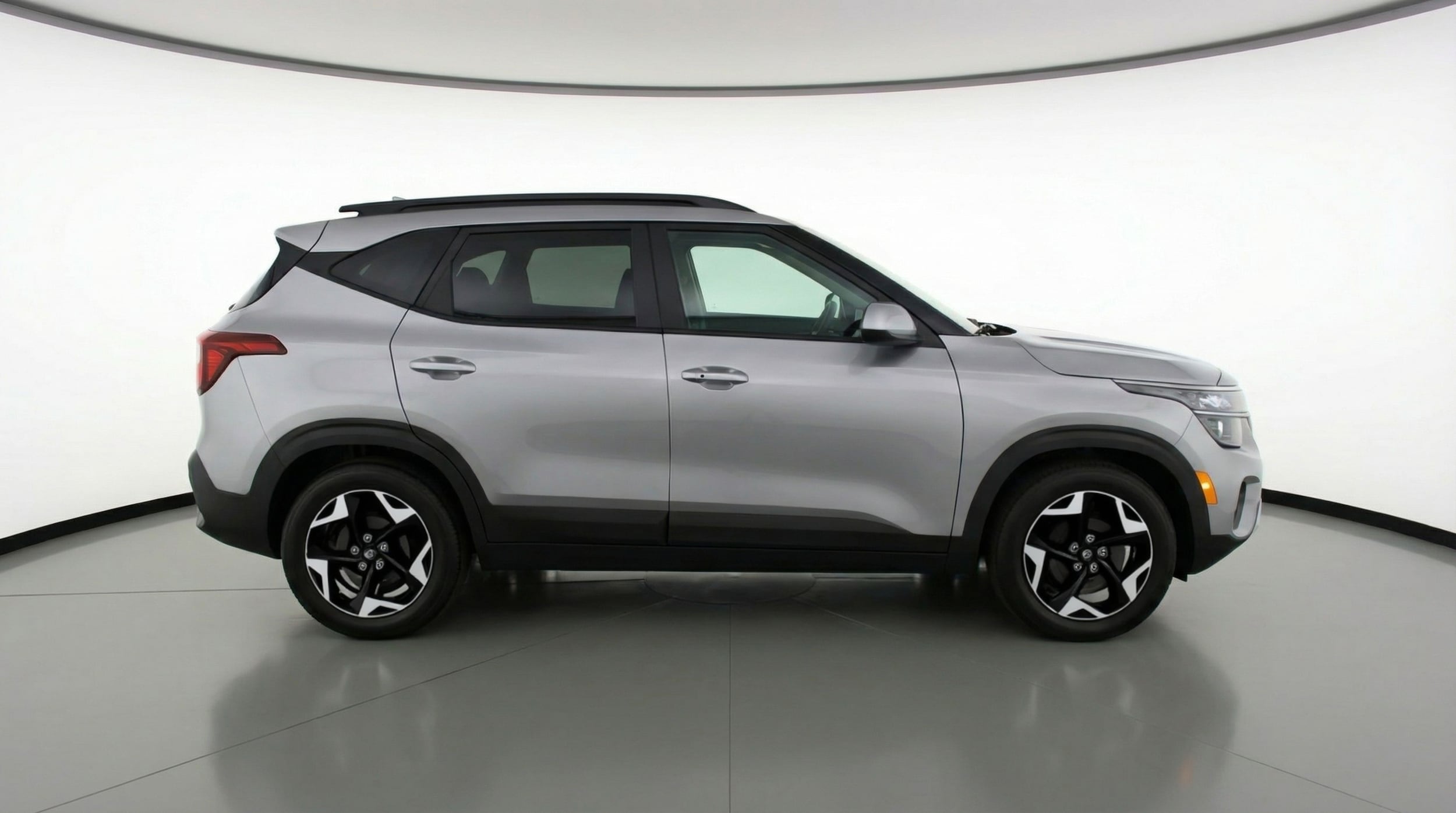 Thumbnail: 2025 Kia Seltos - 8