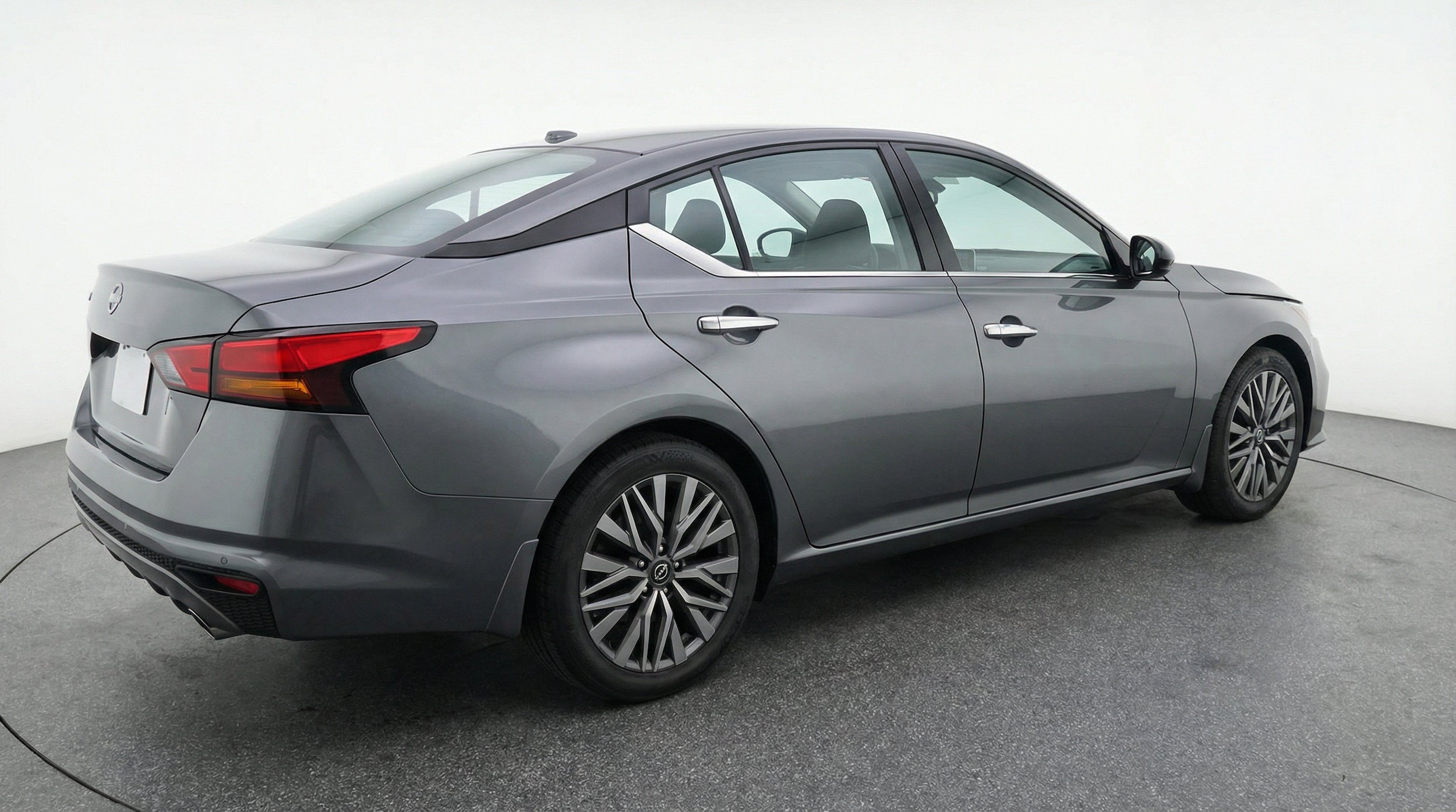 Thumbnail: 2025 Nissan Altima - 9