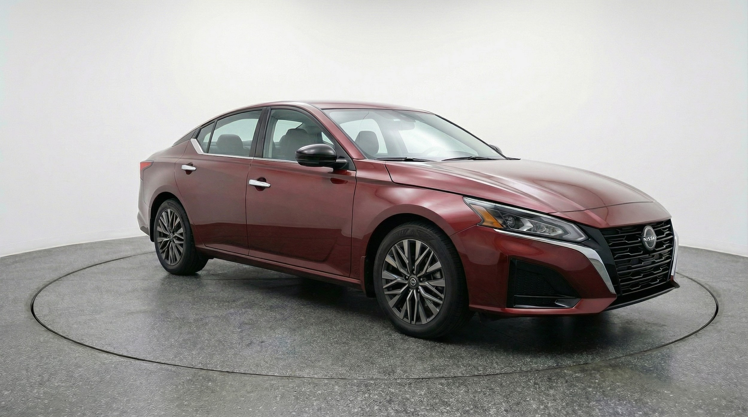 Thumbnail: 2025 Nissan Altima - 1