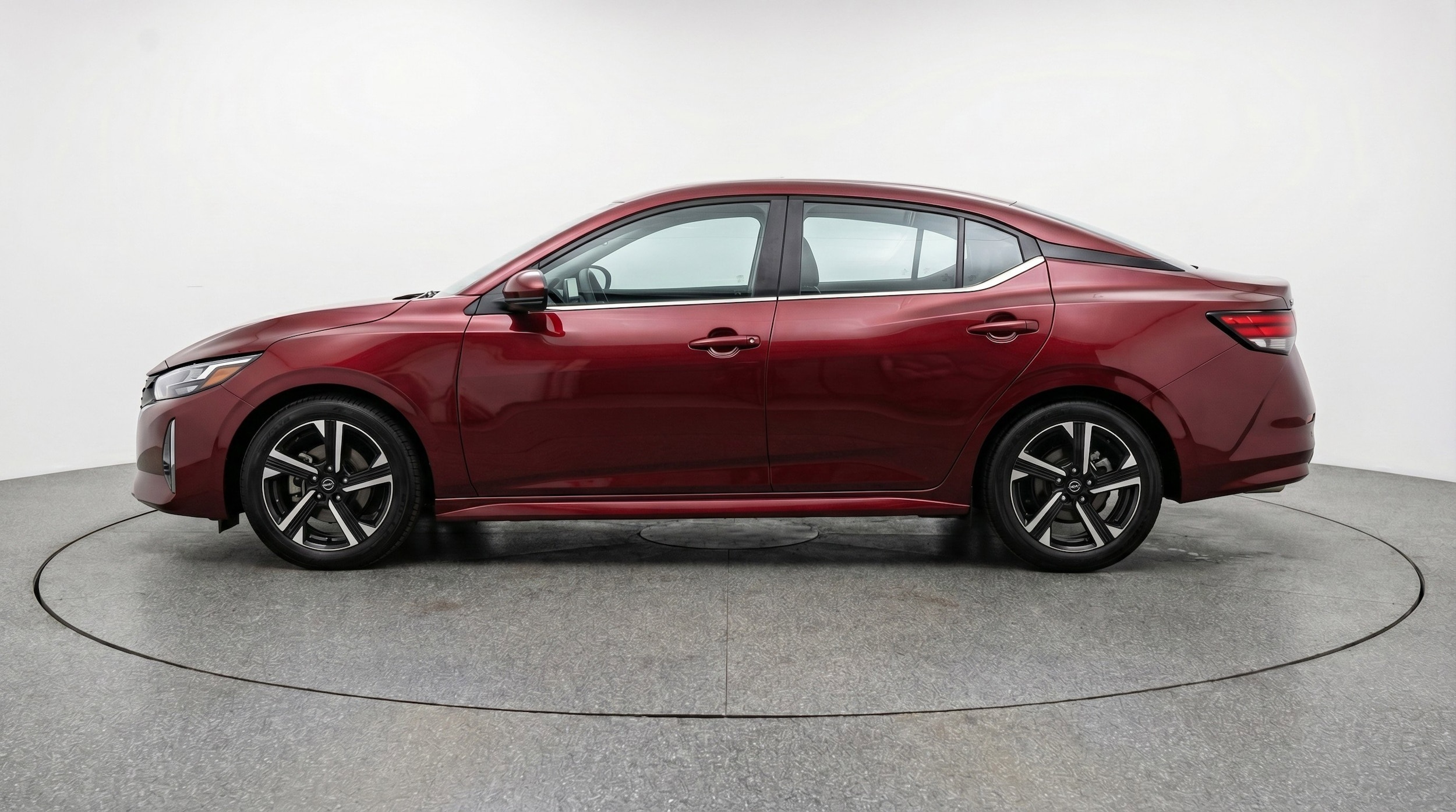 Thumbnail: 2025 Nissan Sentra - 5