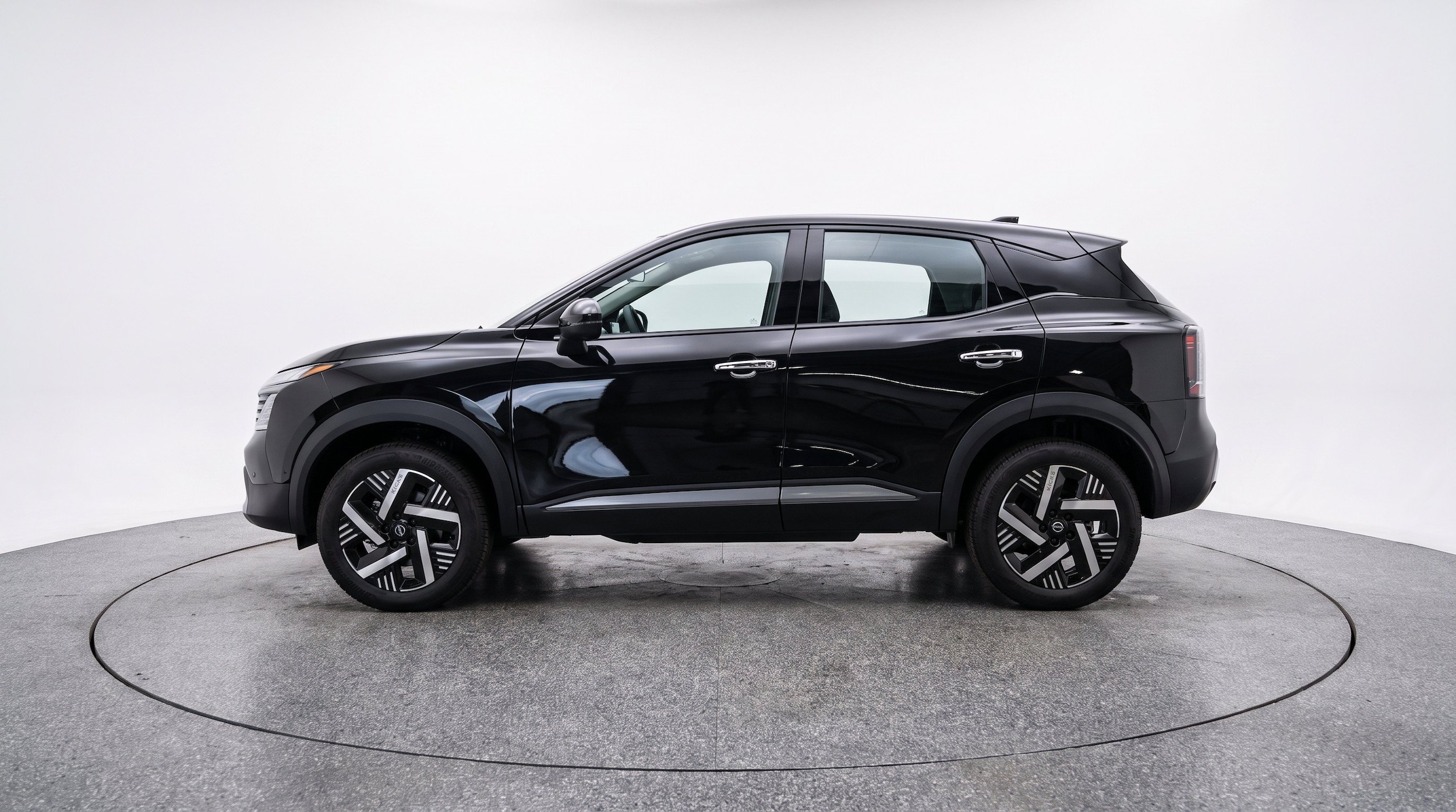Thumbnail: 2026 Nissan Kicks - 5