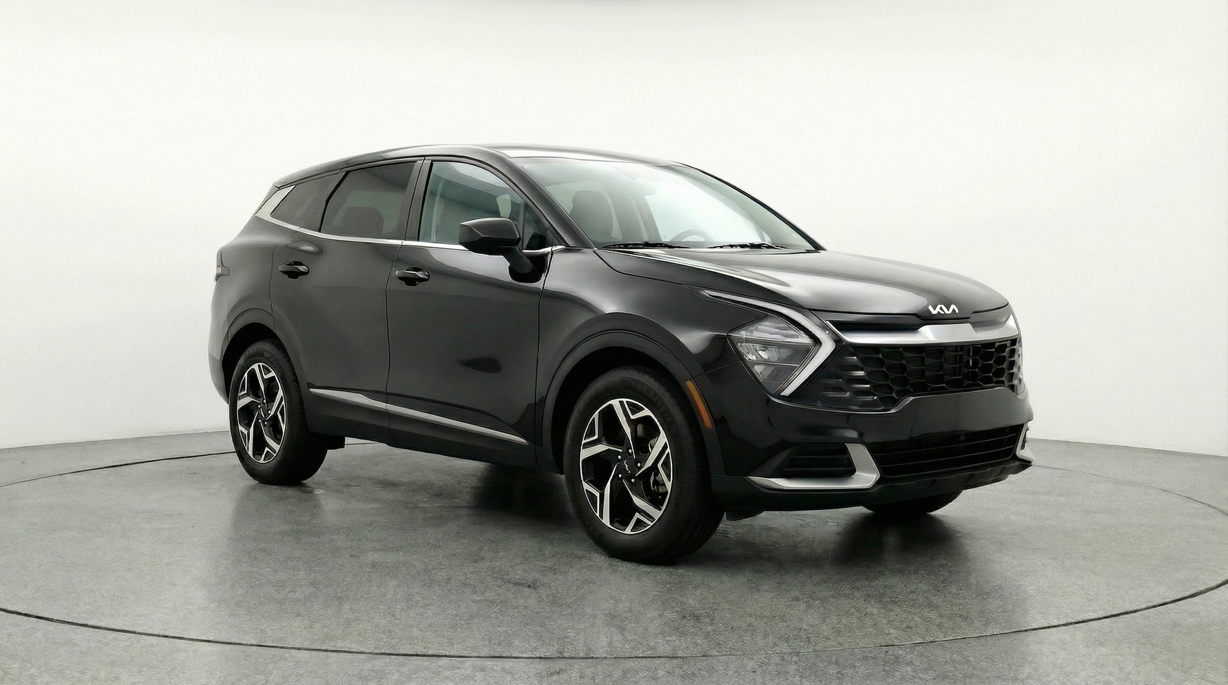 Thumbnail: 2025 Kia Sportage - 1