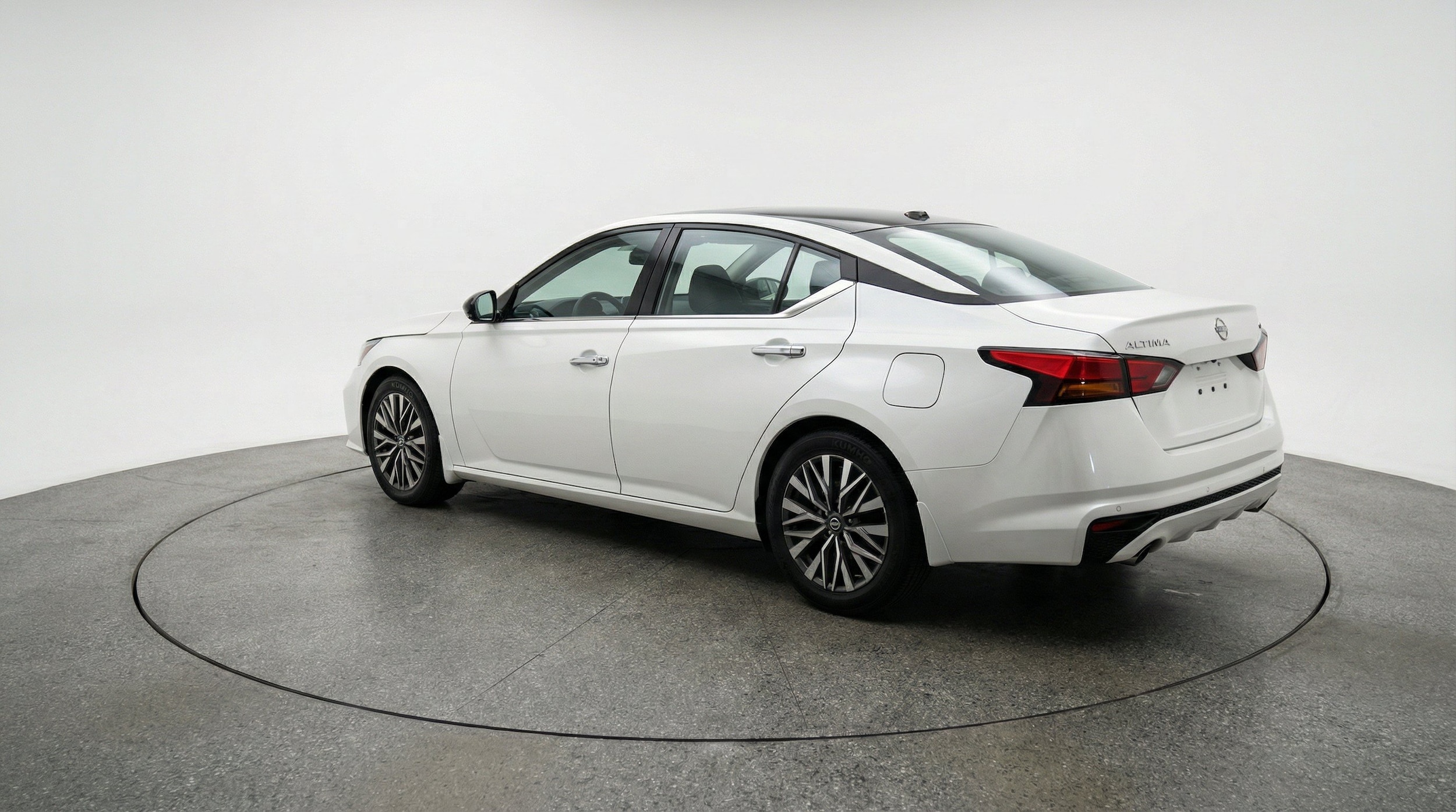 Thumbnail: 2025 Nissan Altima - 6