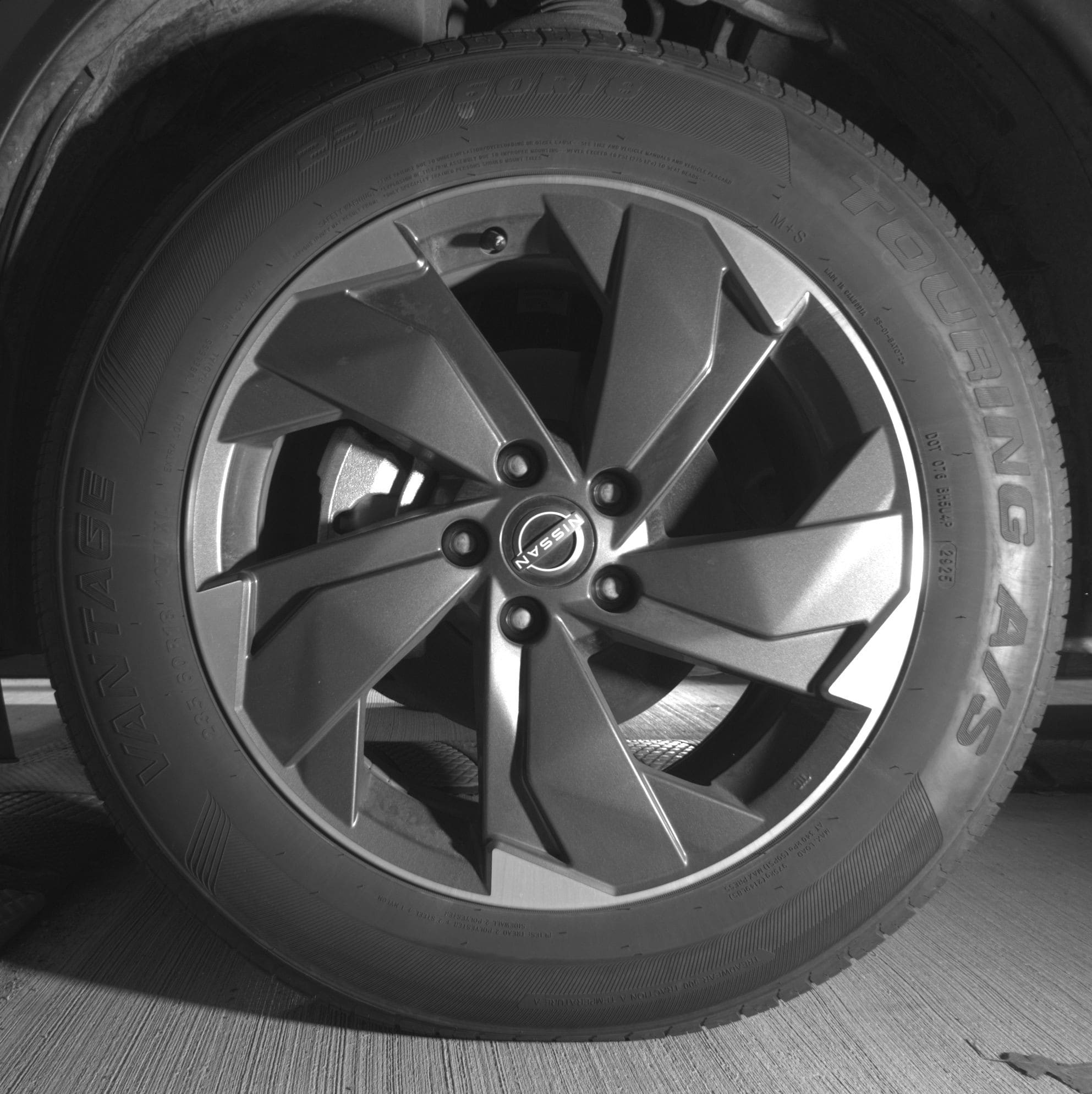 Thumbnail: 2025 Nissan Rogue - 9