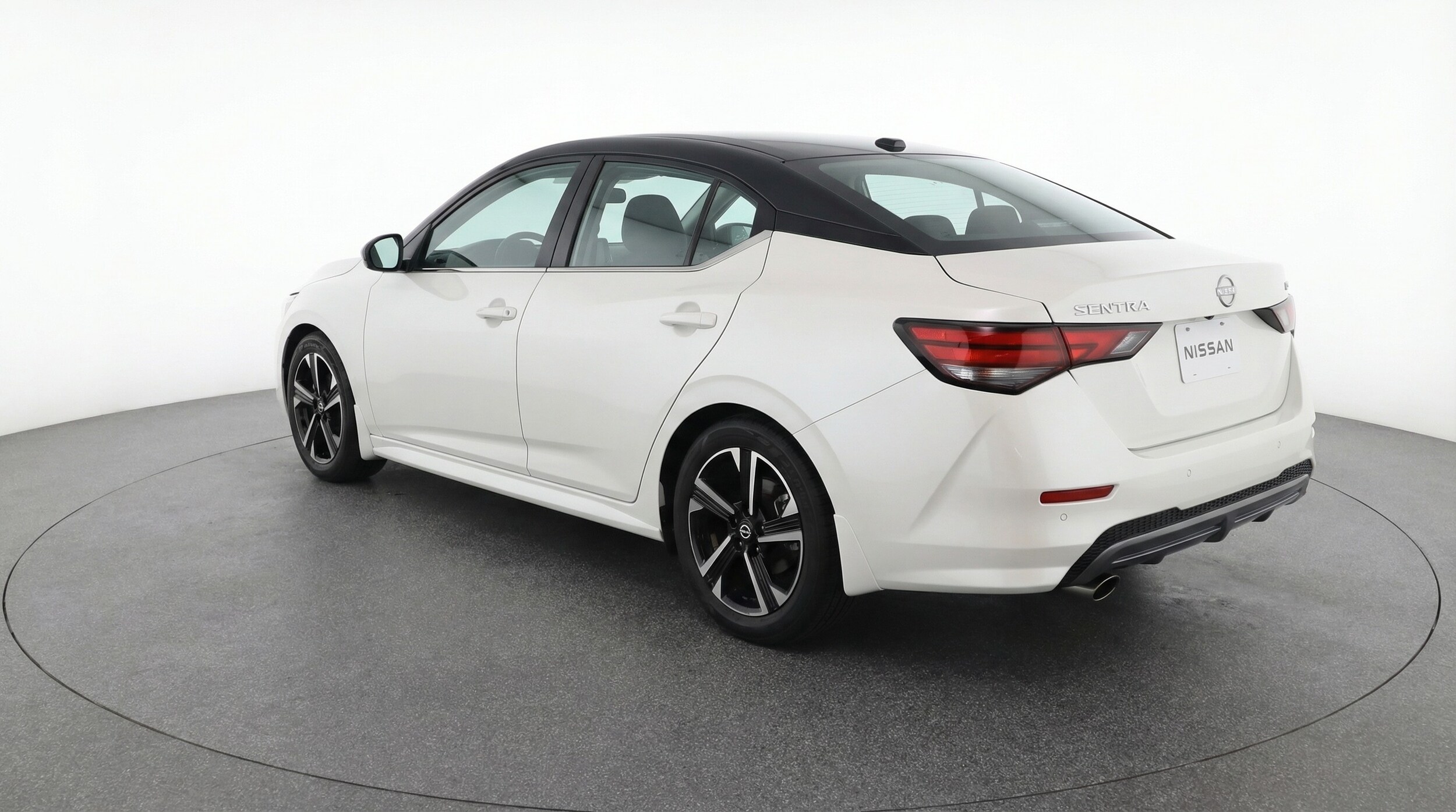 Thumbnail: 2025 Nissan Sentra - 5