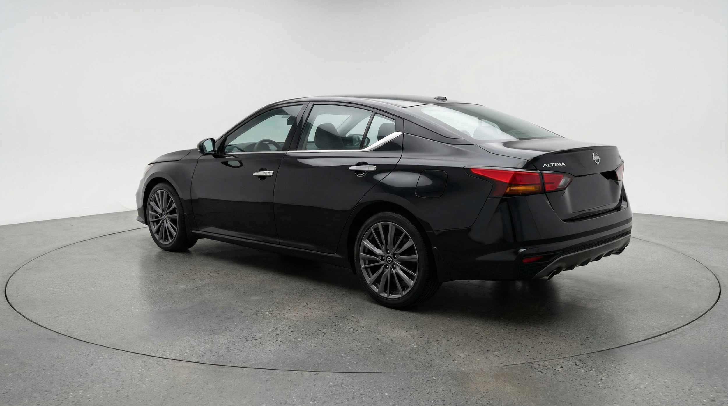 Thumbnail: 2025 Nissan Altima - 5