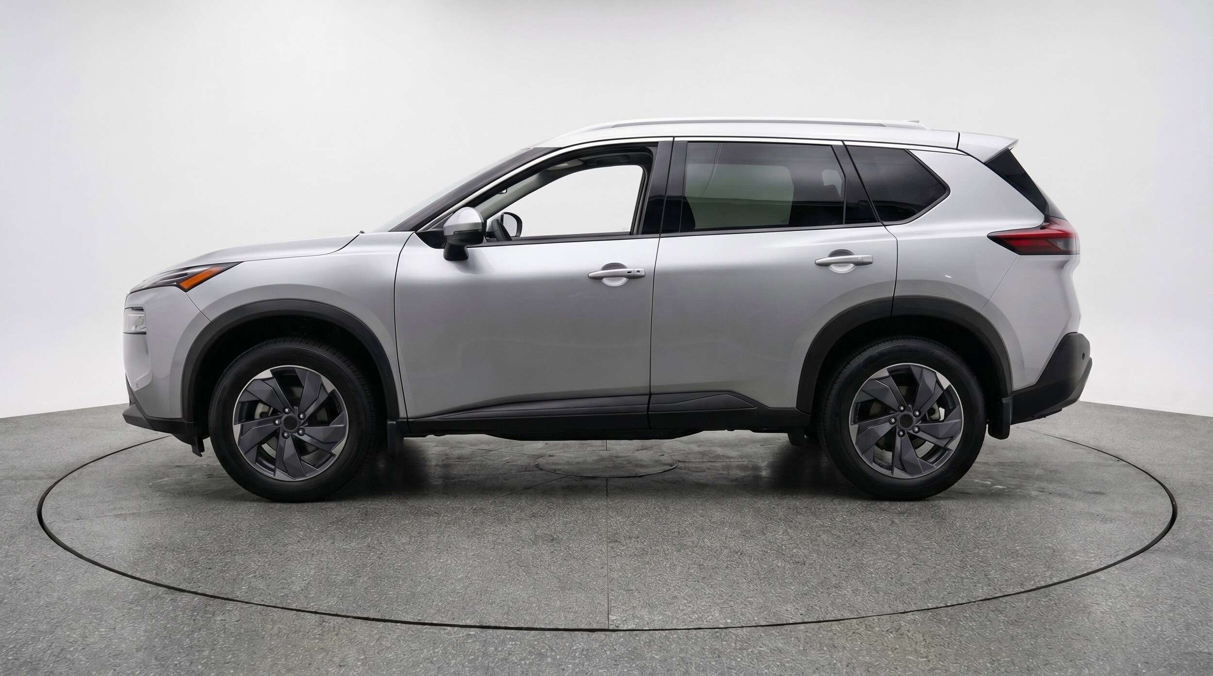 Thumbnail: 2025 Nissan Rogue - 5