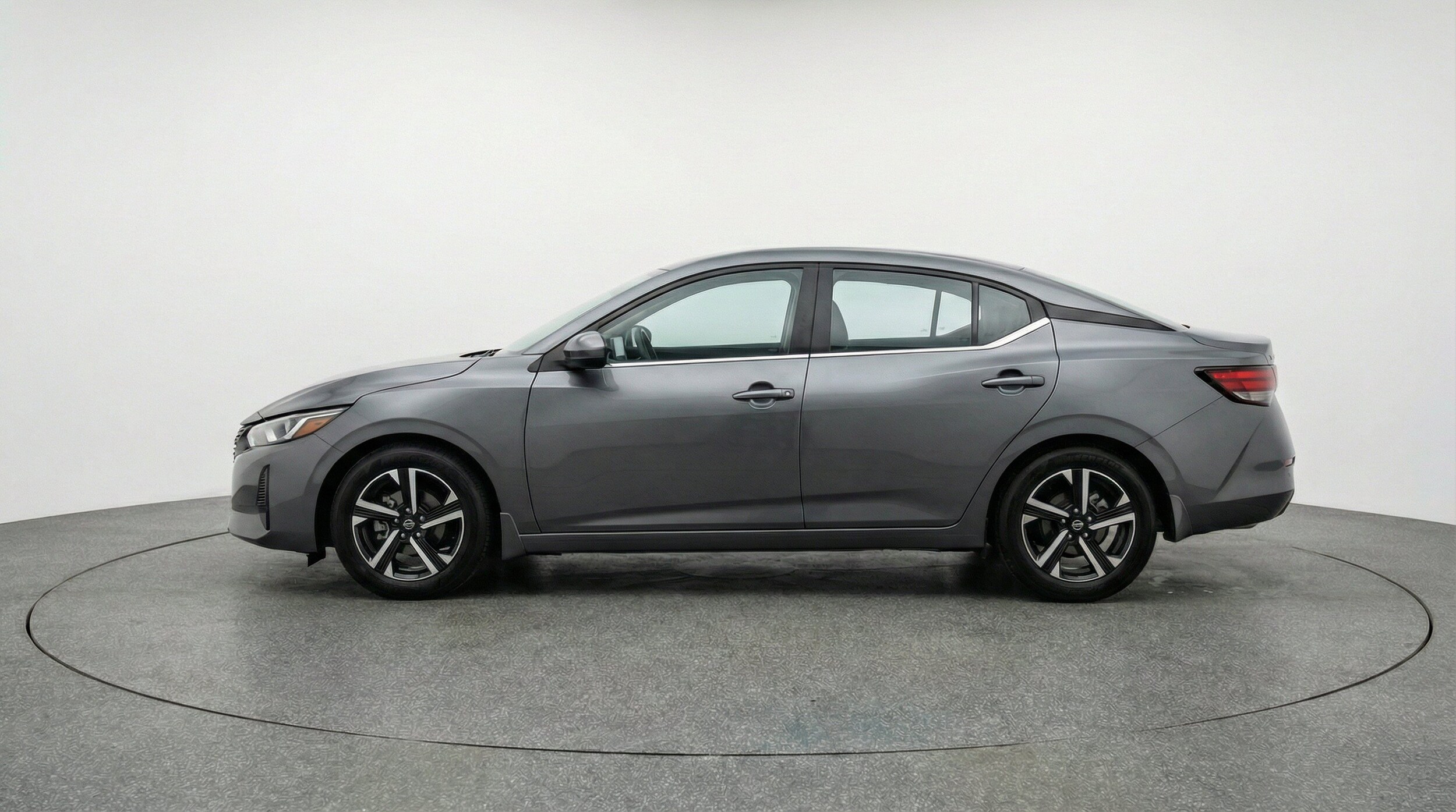 Thumbnail: 2025 Nissan Sentra - 5
