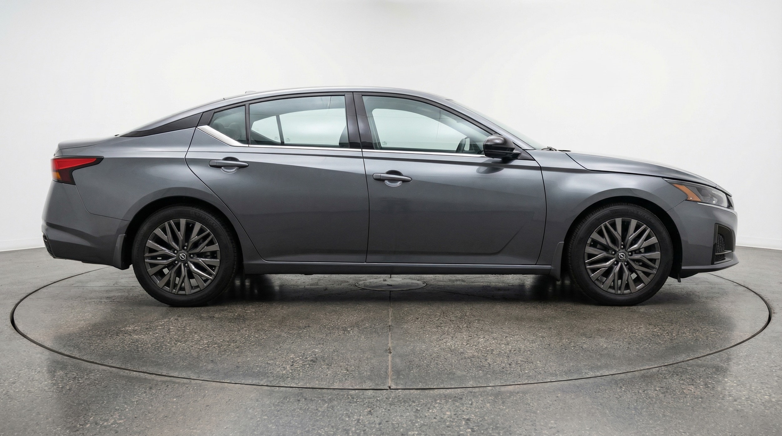 Thumbnail: 2025 Nissan Altima - 8