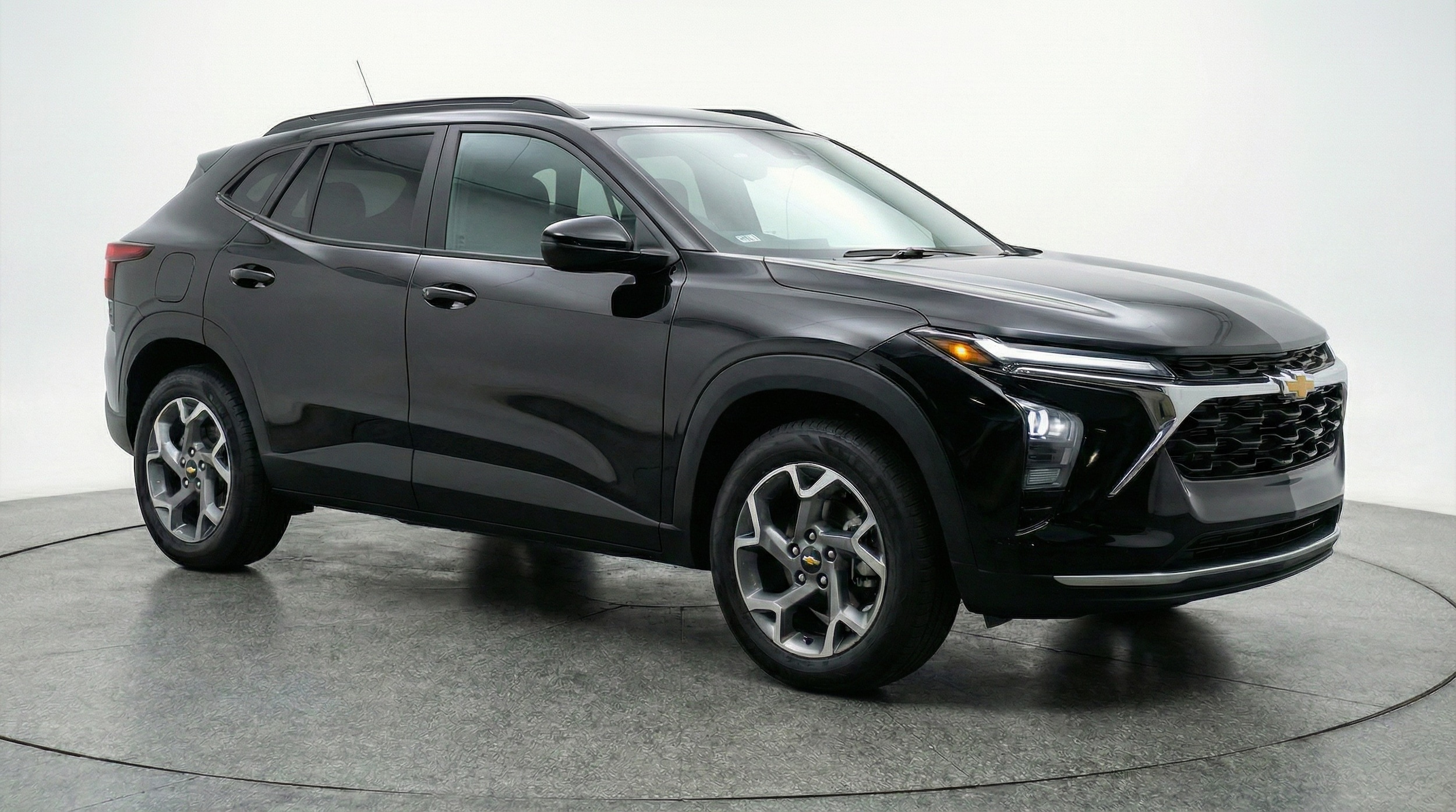 Thumbnail: 2025 Chevrolet Trax - 1