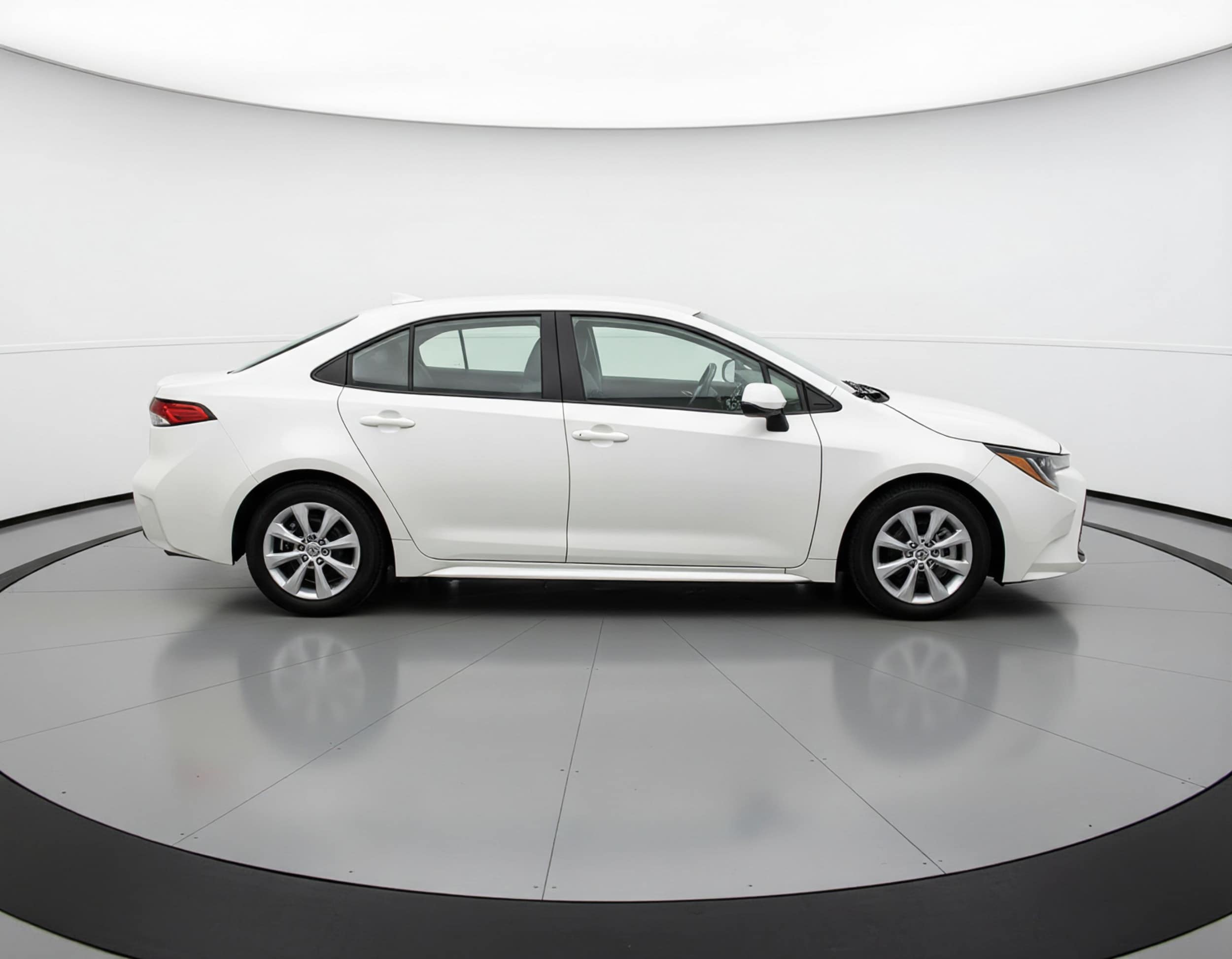 Thumbnail: 2025 Toyota Corolla - 8