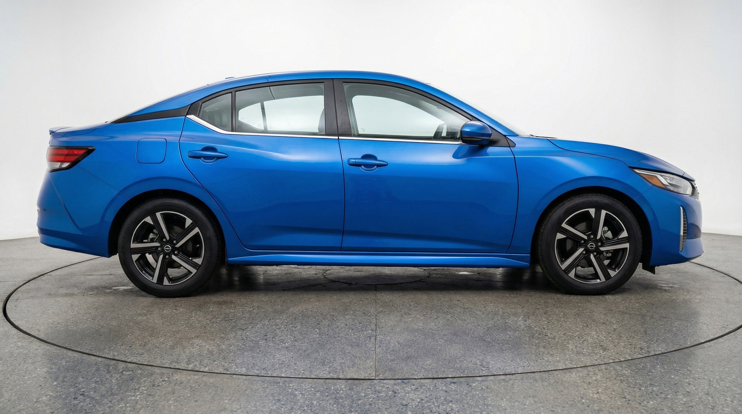 Thumbnail: 2025 Nissan Sentra - 11