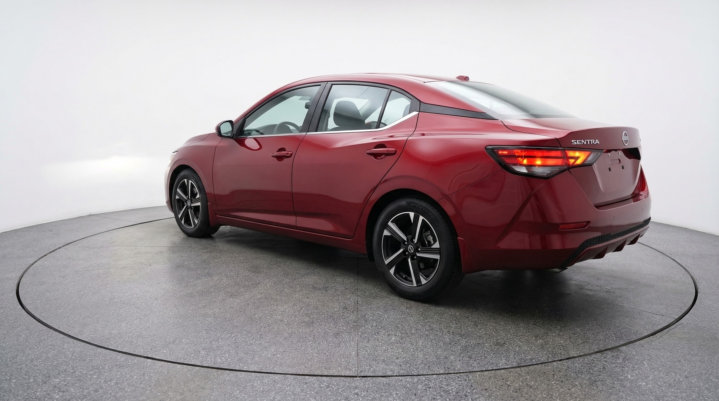 Thumbnail: 2025 Nissan Sentra - 5