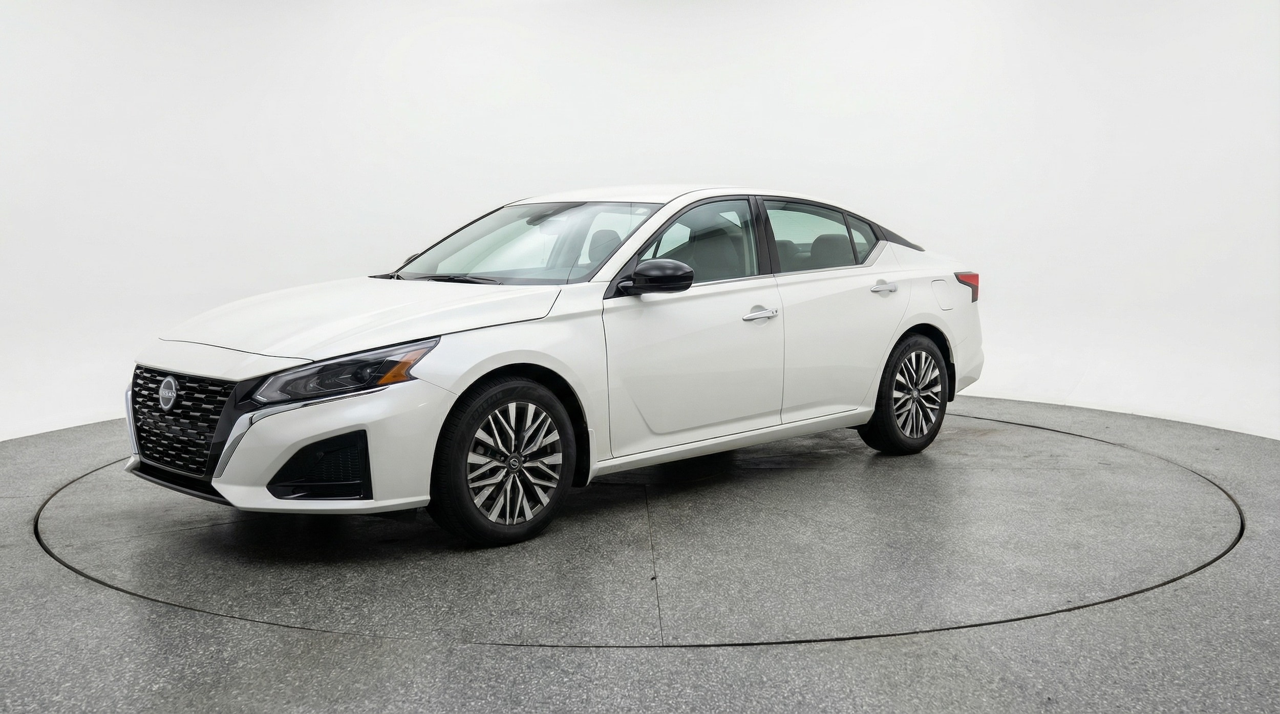 Thumbnail: 2025 Nissan Altima - 3