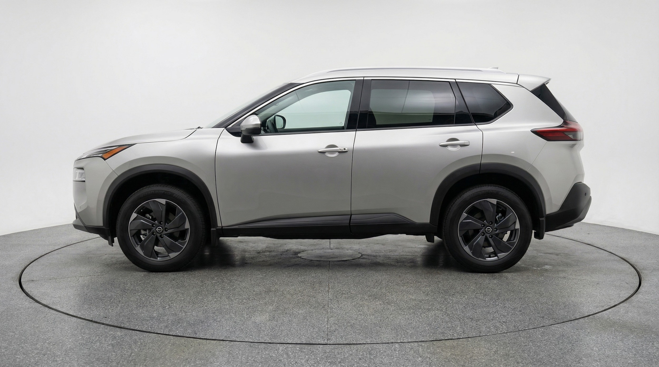 Thumbnail: 2025 Nissan Rogue - 4