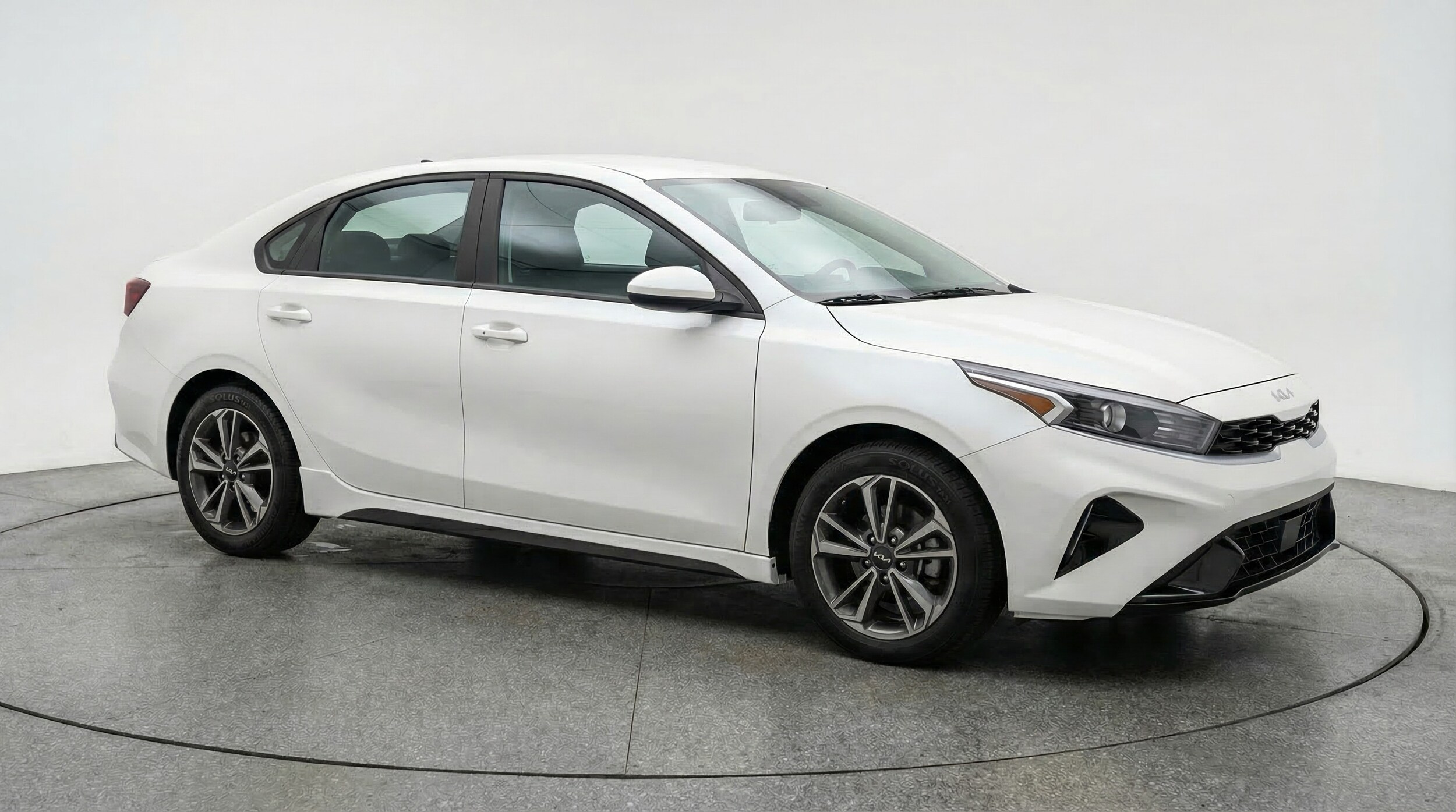 Thumbnail: 2024 Kia Forte - 1