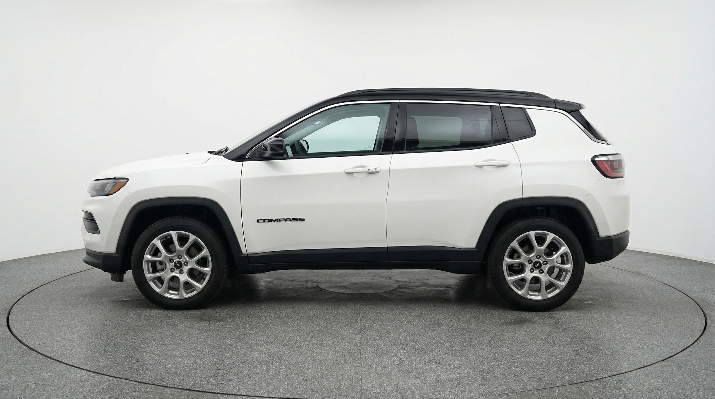 Thumbnail: 2025 Jeep Compass - 4