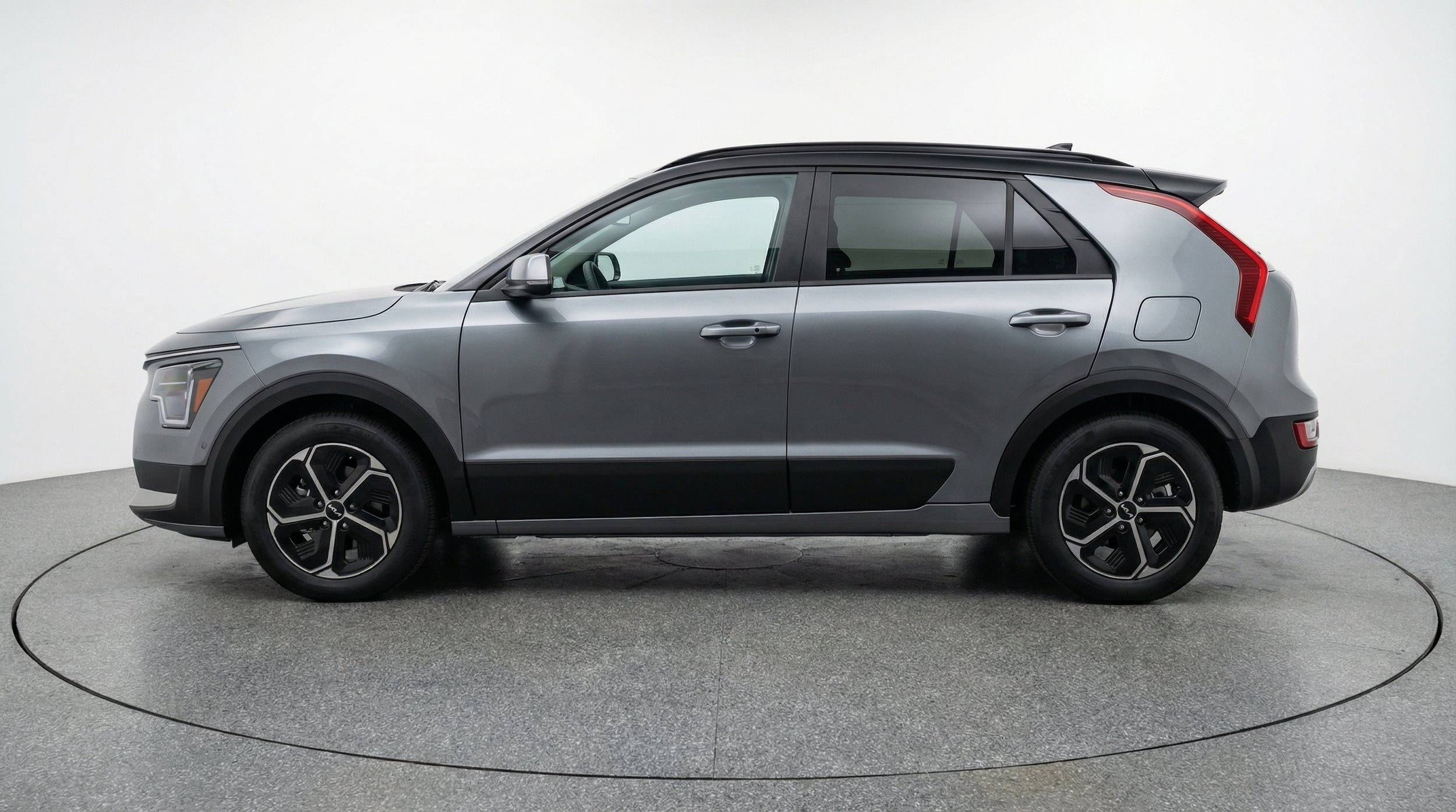 Thumbnail: 2026 Kia Niro - 5