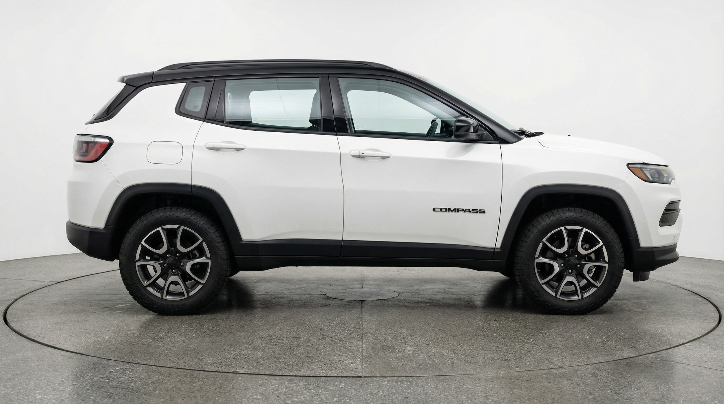 Thumbnail: 2025 Jeep Compass - 8