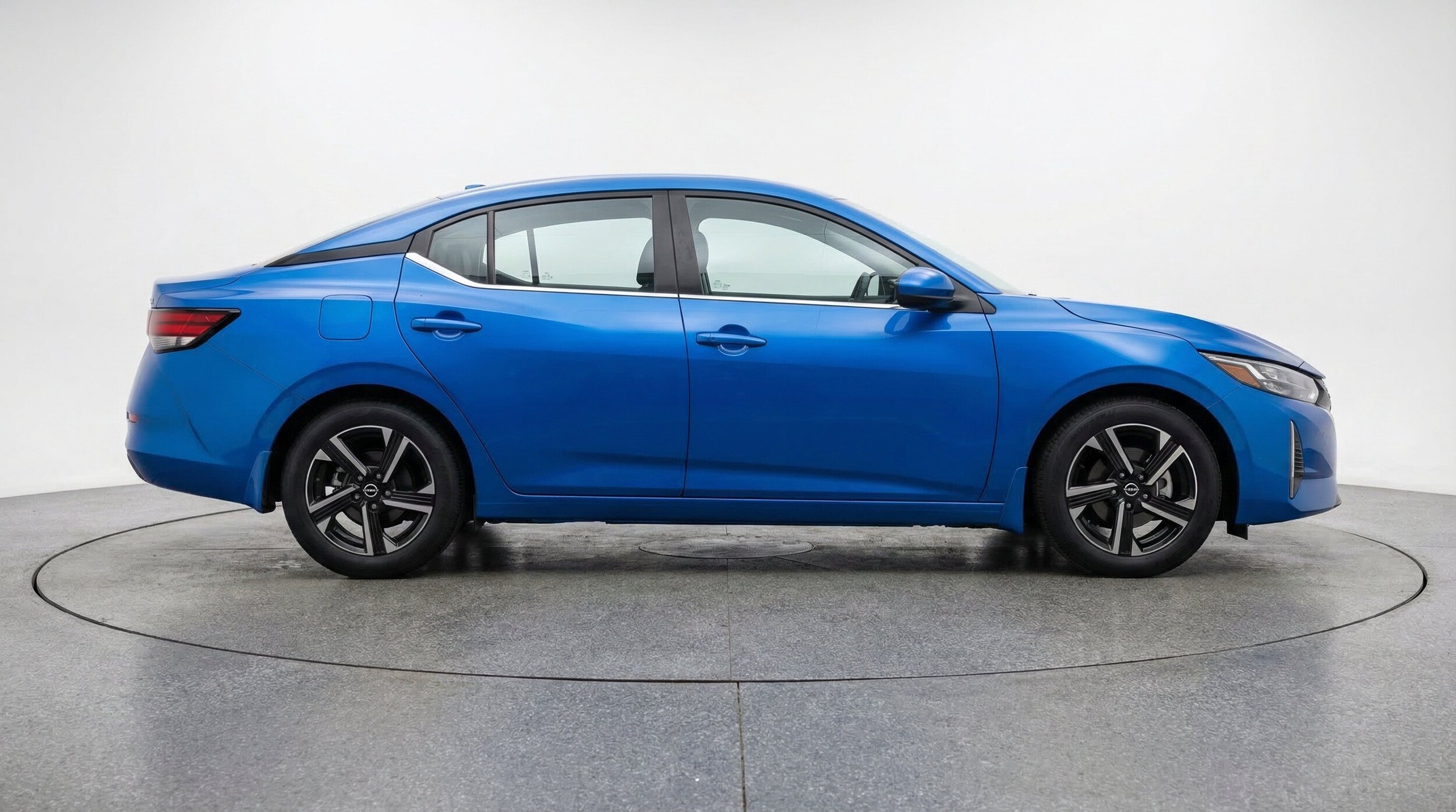Thumbnail: 2025 Nissan Sentra - 11