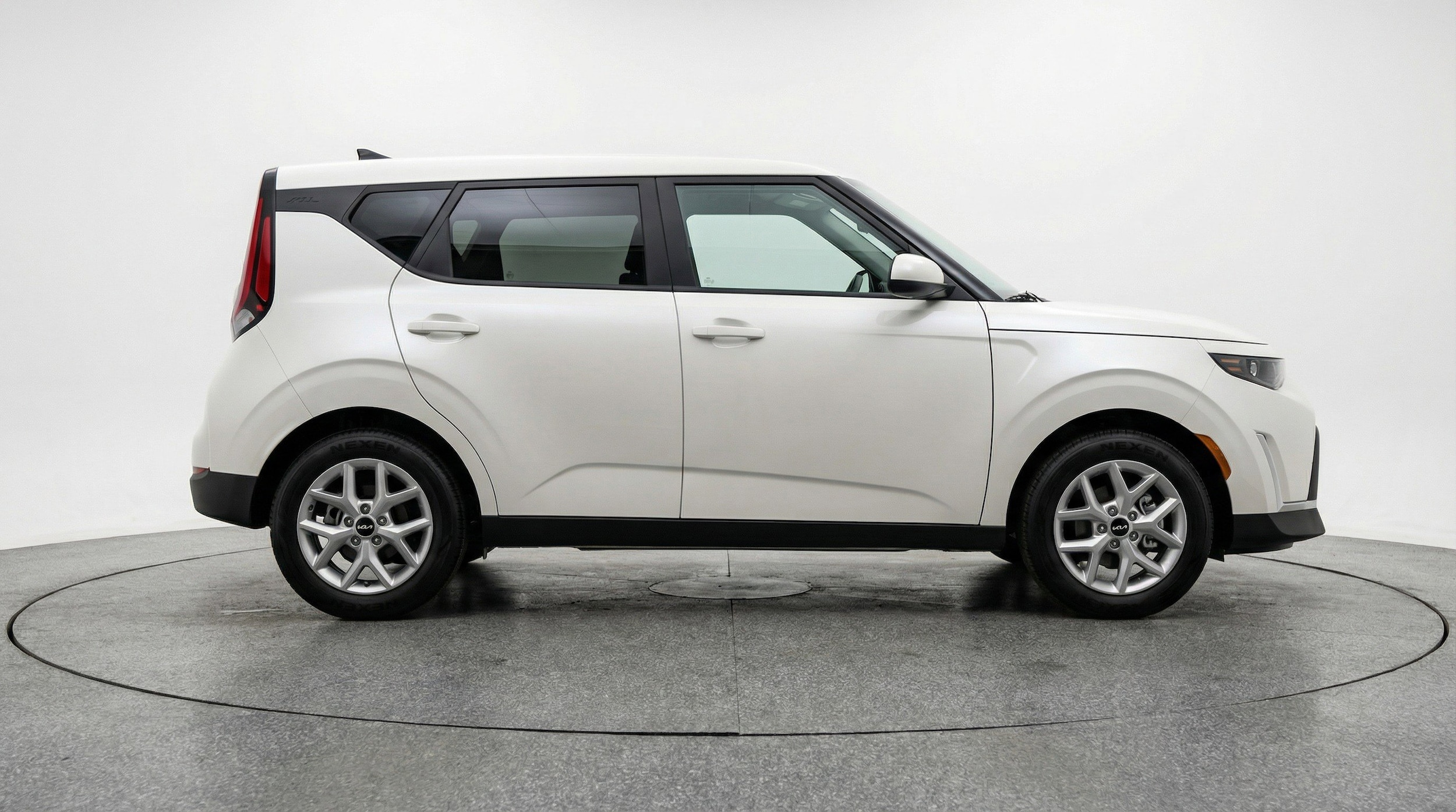 Thumbnail: 2025 Kia Soul - 11