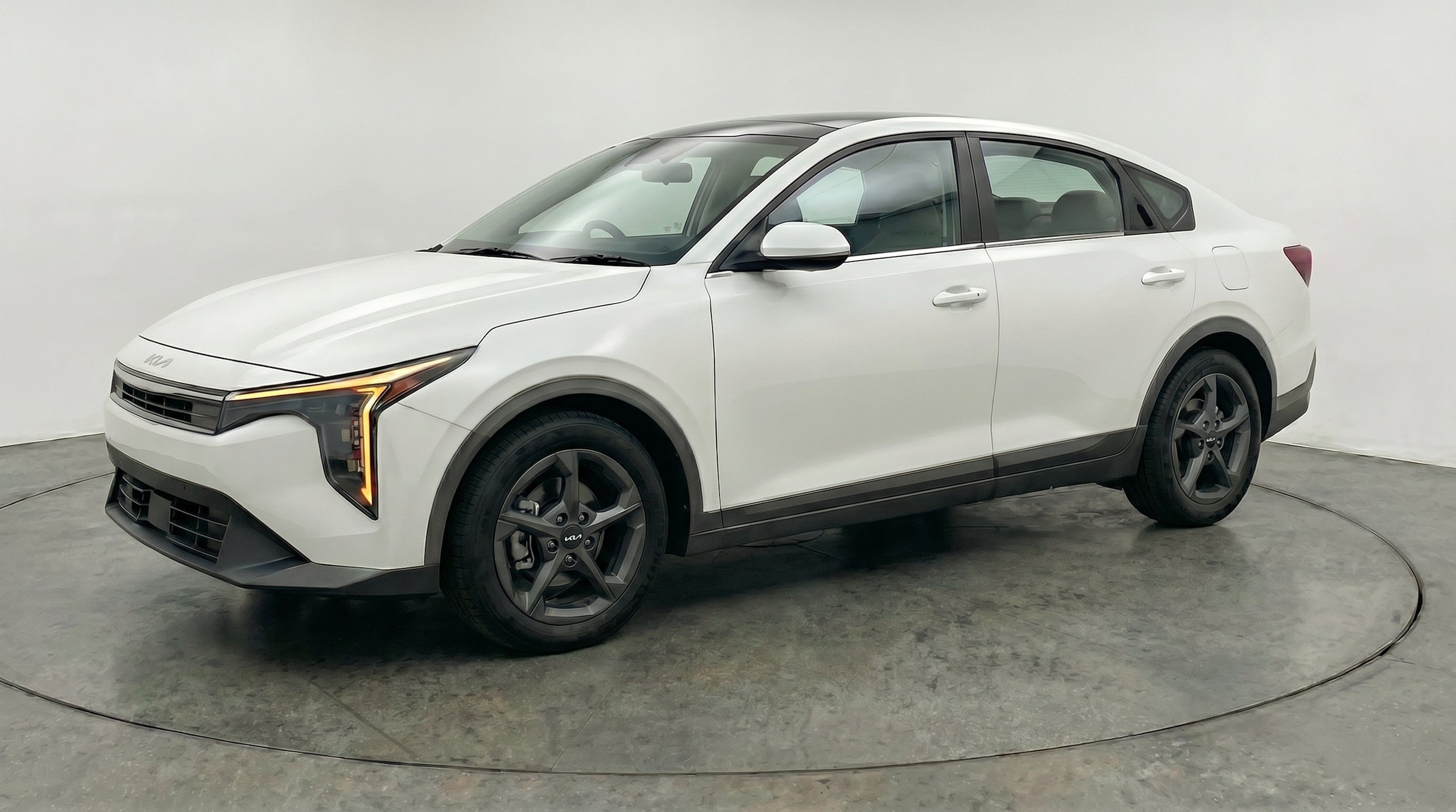 Thumbnail: 2026 Kia K4 - 3