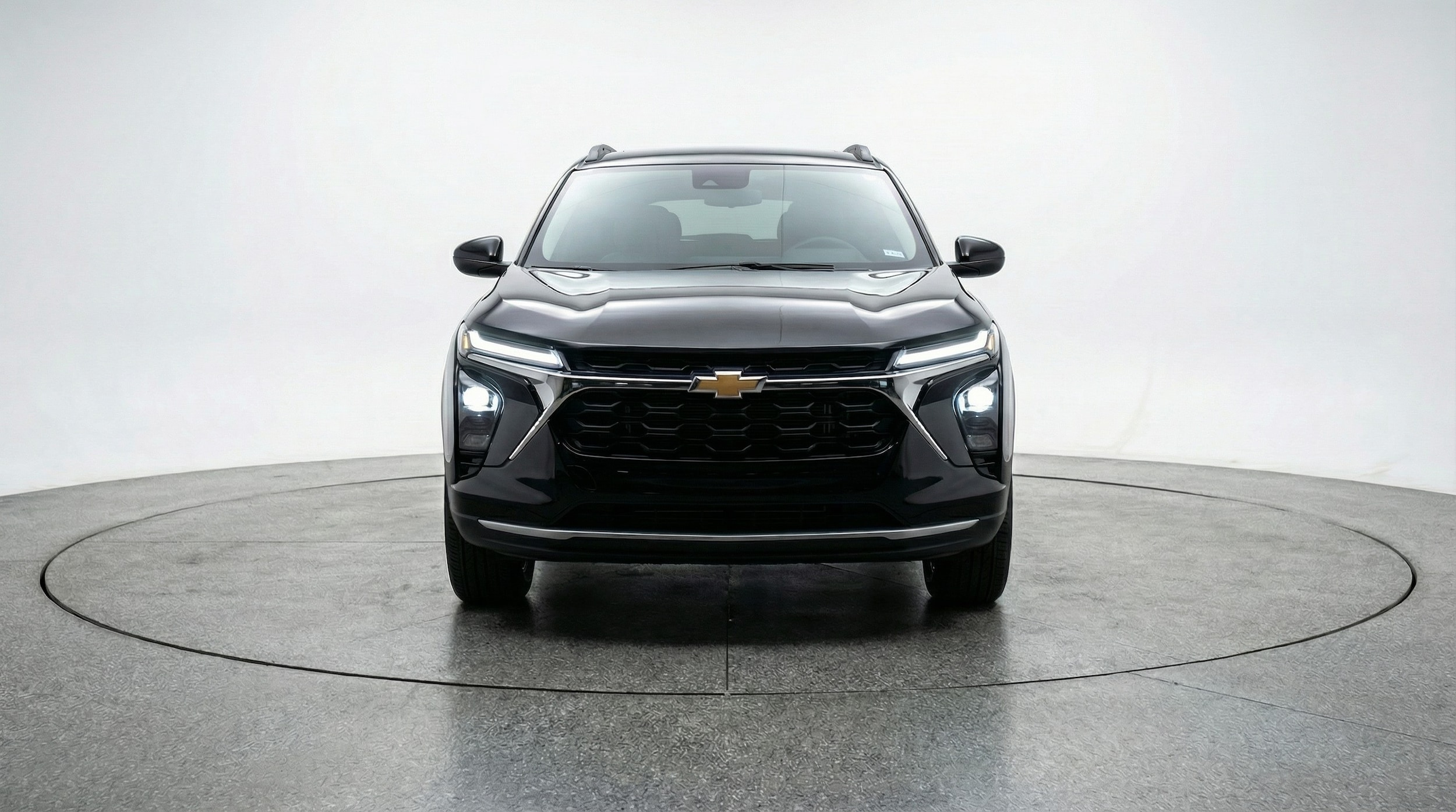 Thumbnail: 2025 Chevrolet Trax - 2
