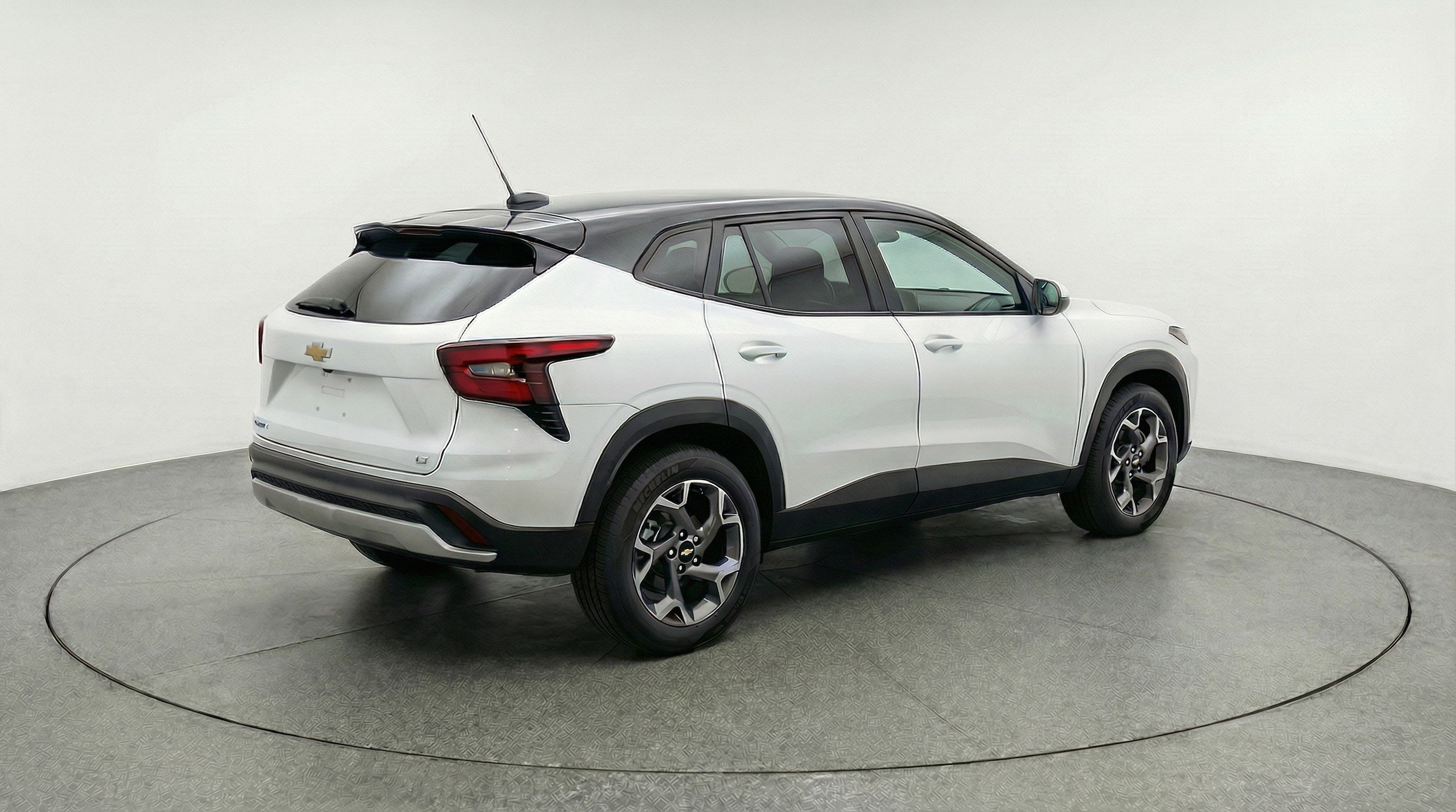 Thumbnail: 2025 Chevrolet Trax - 9