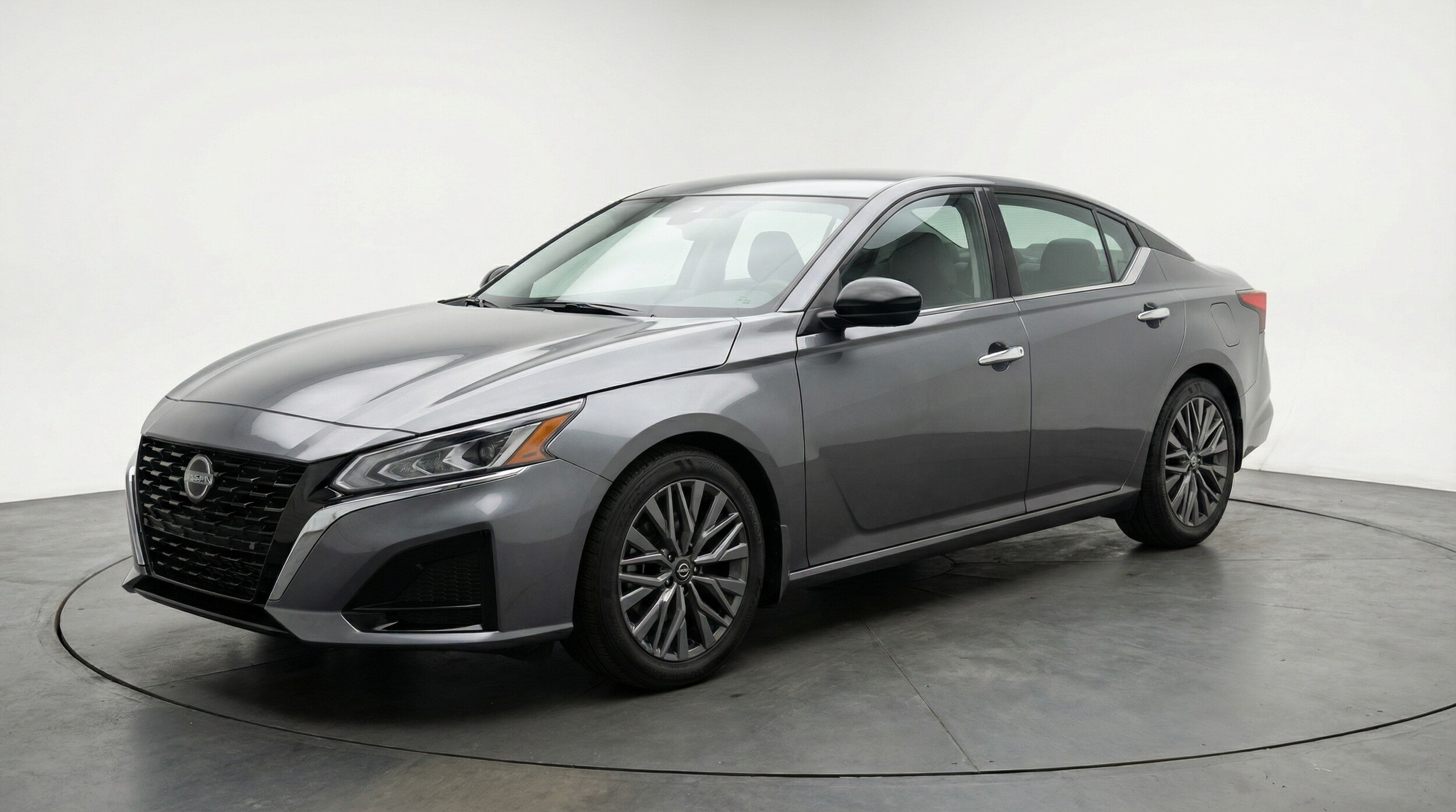 Thumbnail: 2025 Nissan Altima - 3