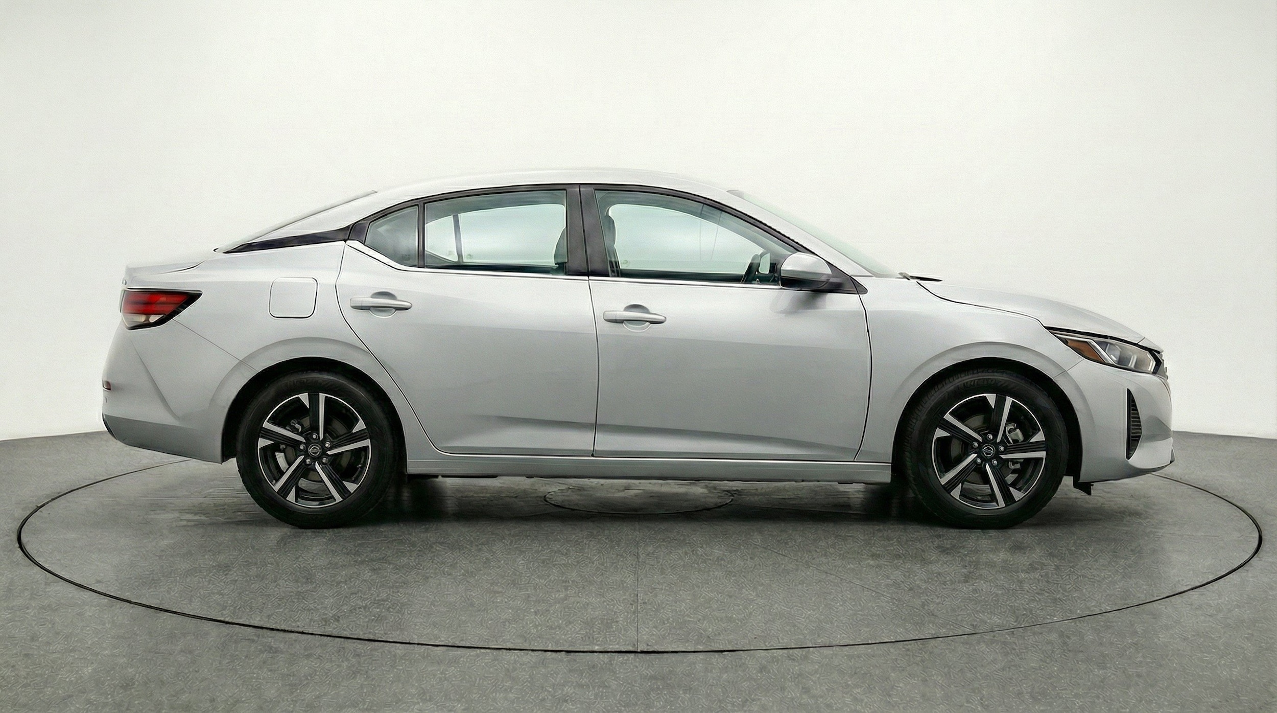 Thumbnail: 2025 Nissan Sentra - 11