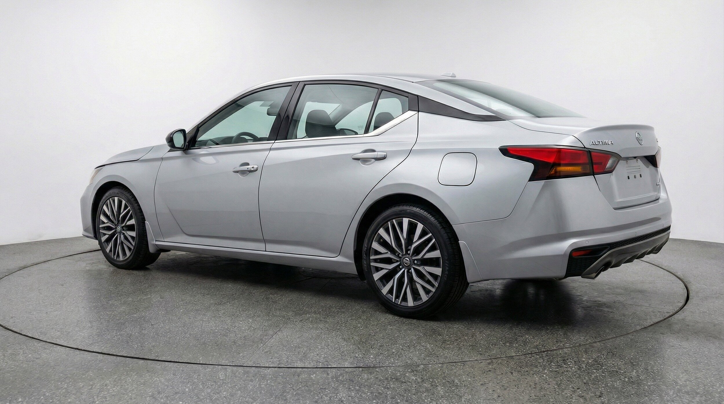 Thumbnail: 2025 Nissan Altima - 6