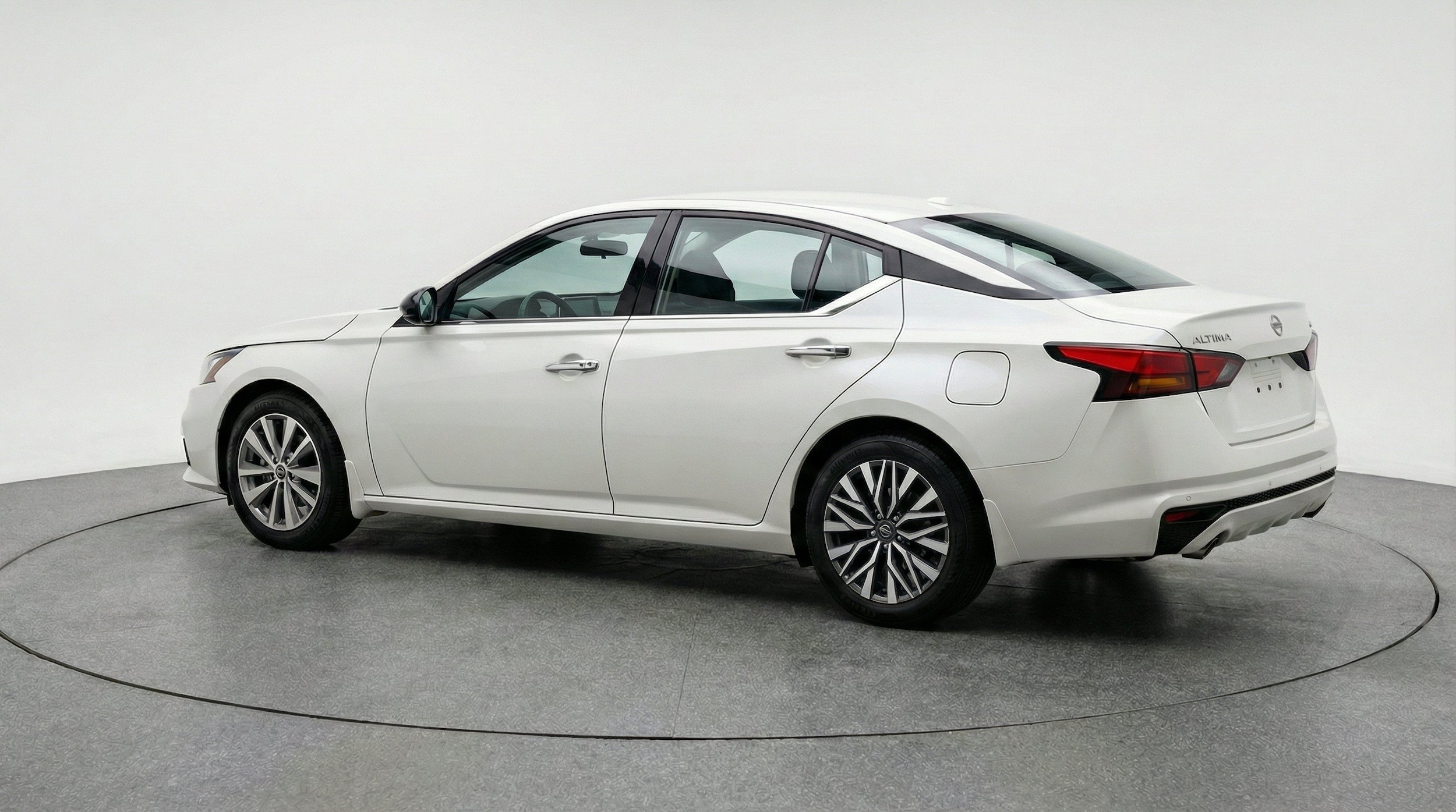 Thumbnail: 2025 Nissan Altima - 6