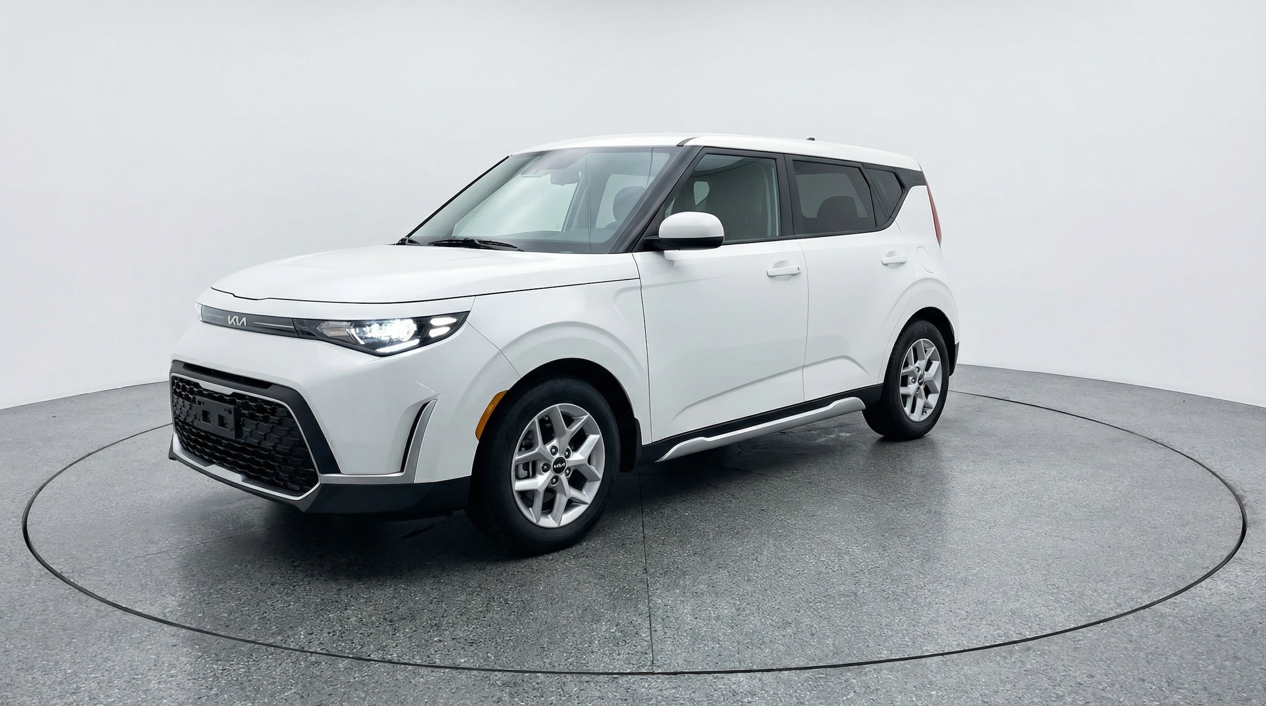 Thumbnail: 2025 Kia Soul - 3