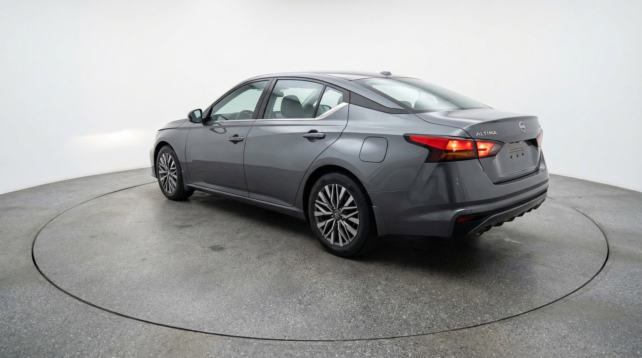 Thumbnail: 2025 Nissan Altima - 6