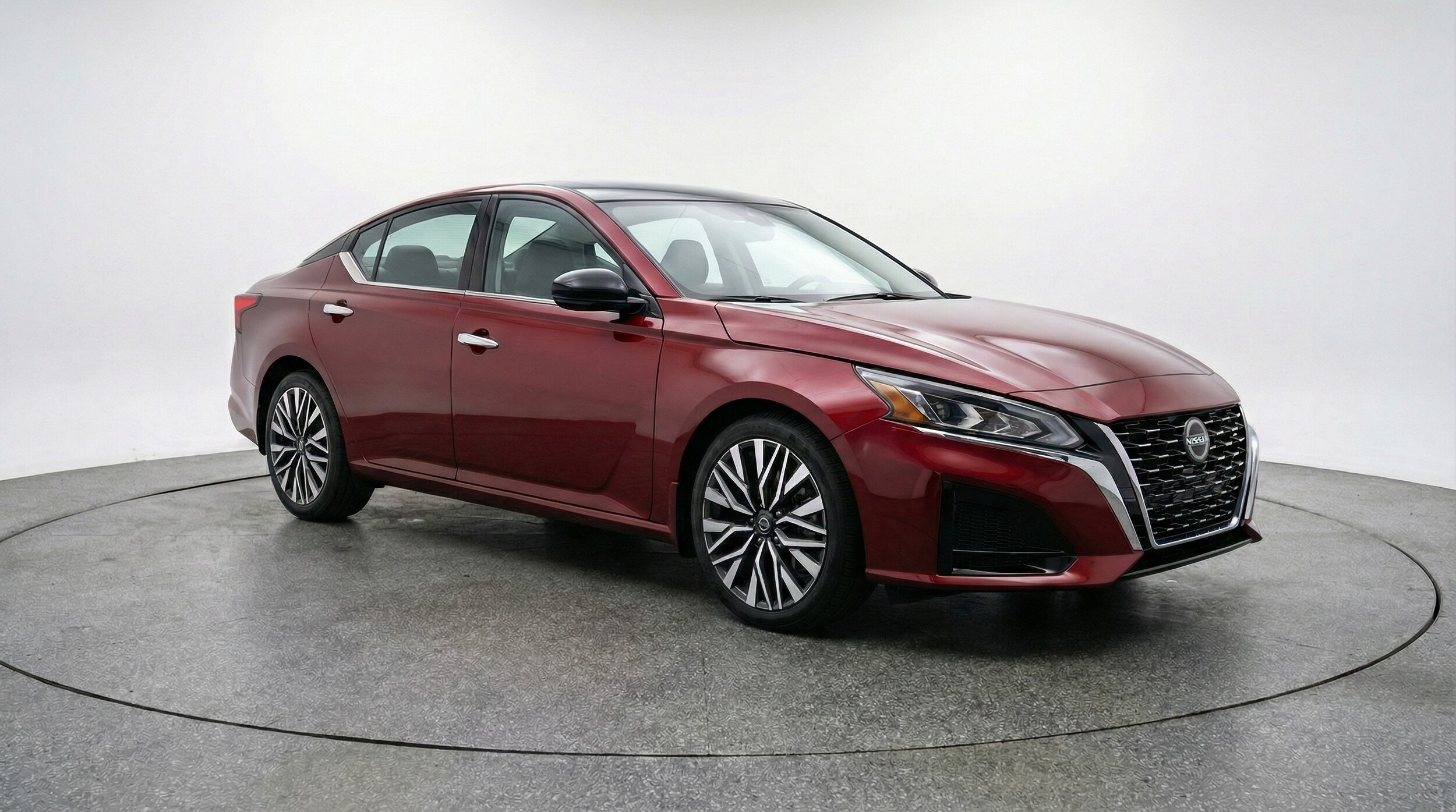 Thumbnail: 2025 Nissan Altima - 1