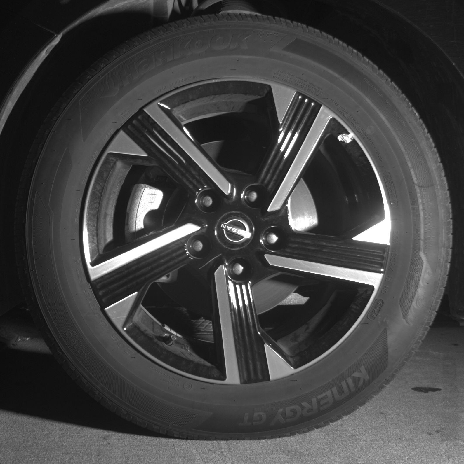 Thumbnail: 2025 Nissan Sentra - 9