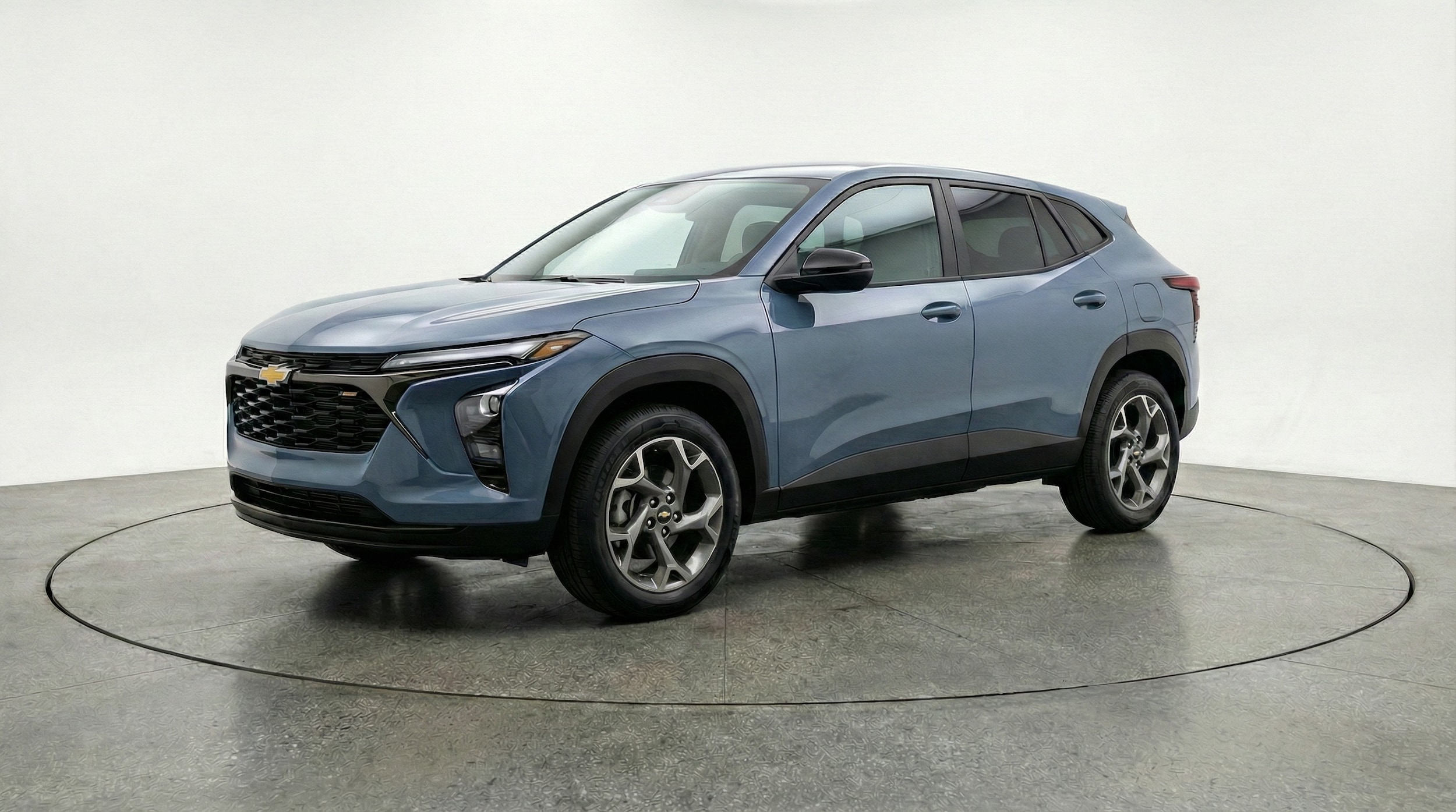 Thumbnail: 2025 Chevrolet Trax - 3