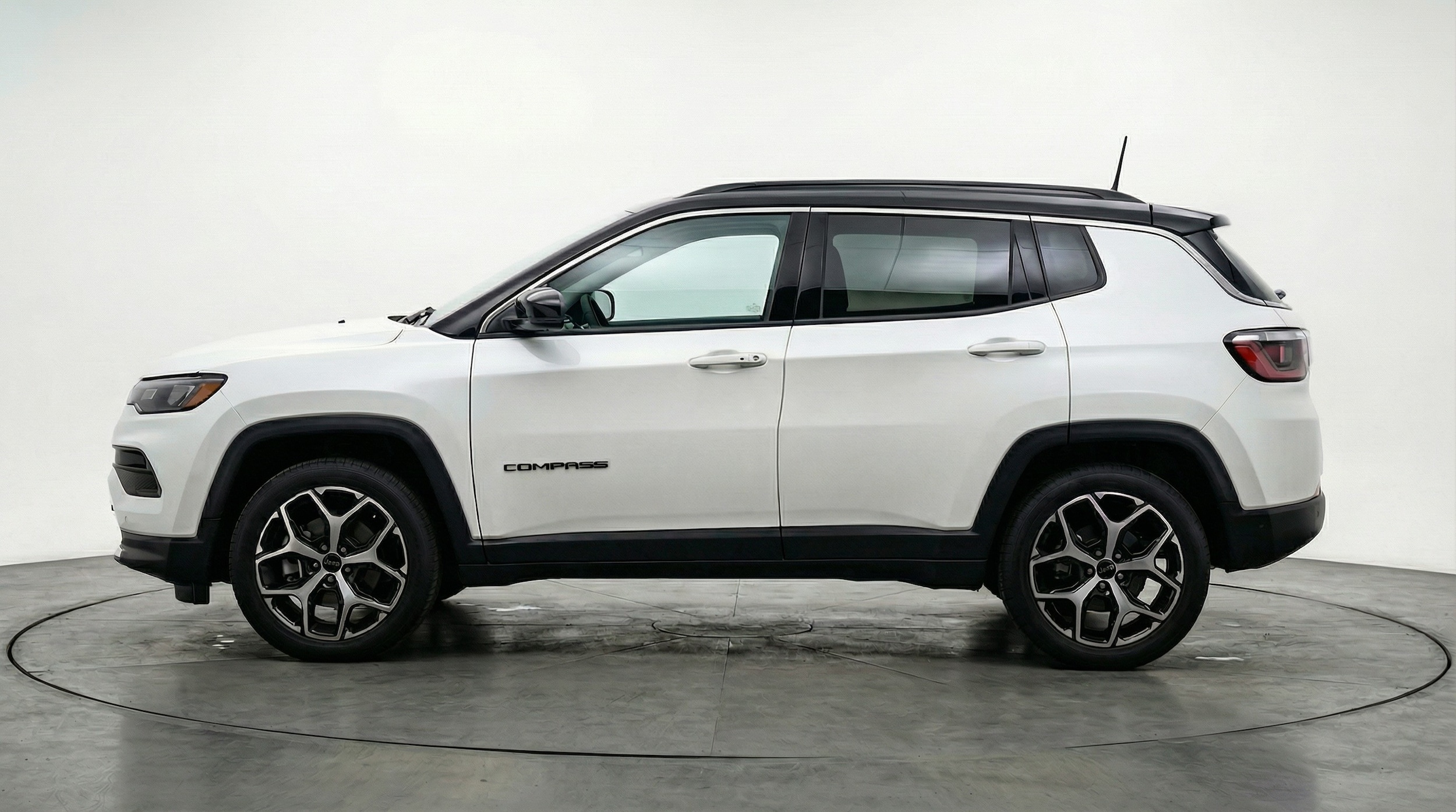 Thumbnail: 2025 Jeep Compass - 4