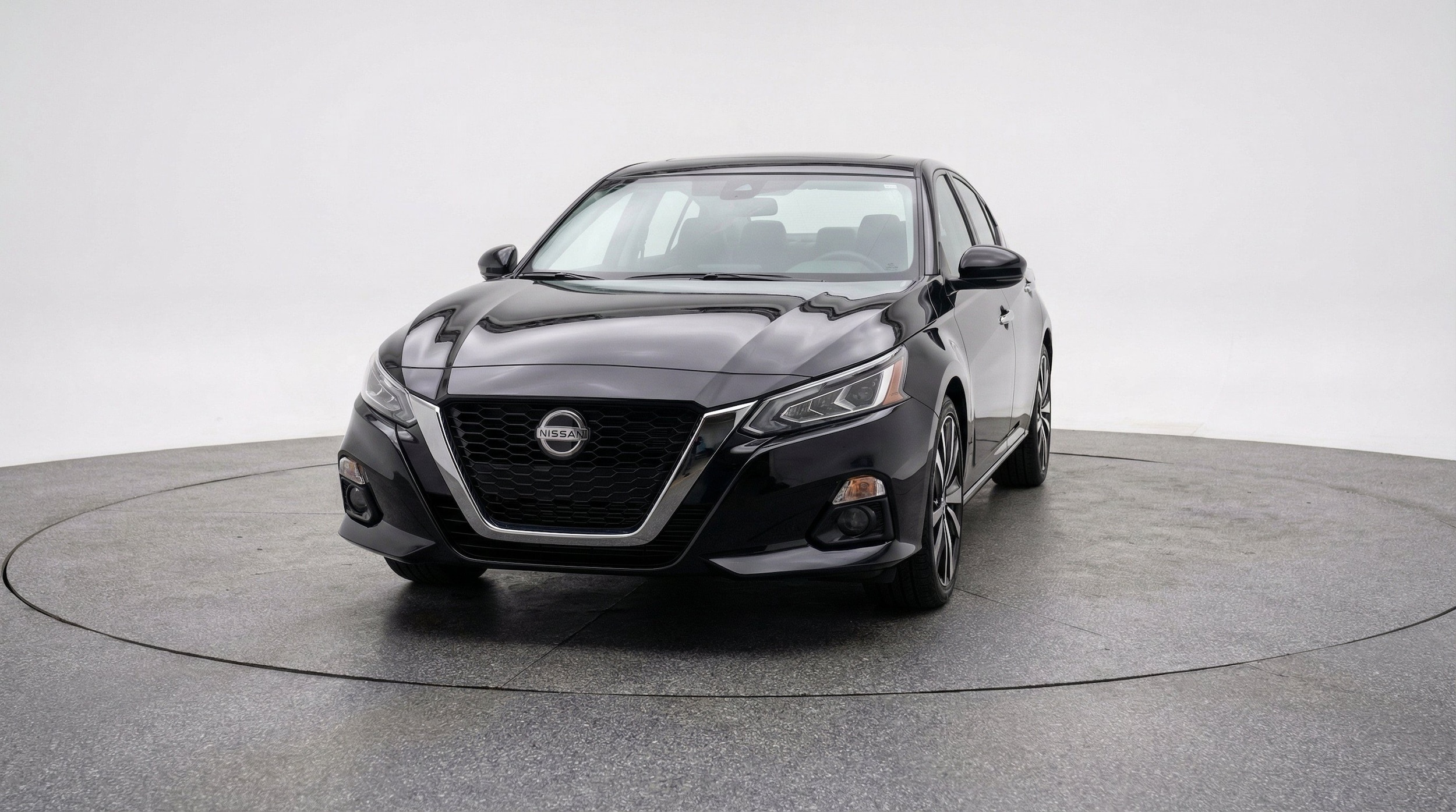 Thumbnail: 2025 Nissan Altima - 2