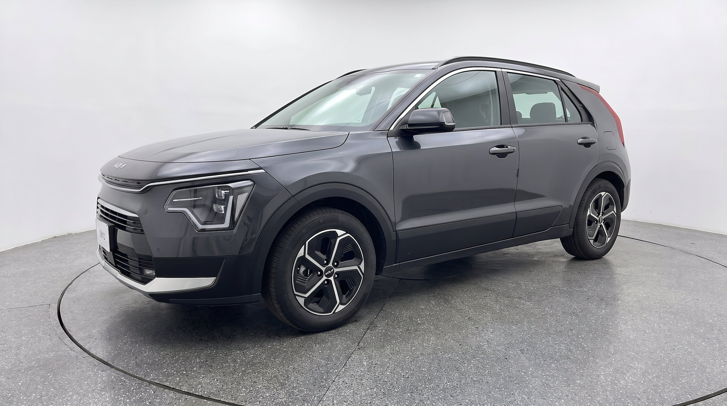 Thumbnail: 2026 Kia Niro - 3