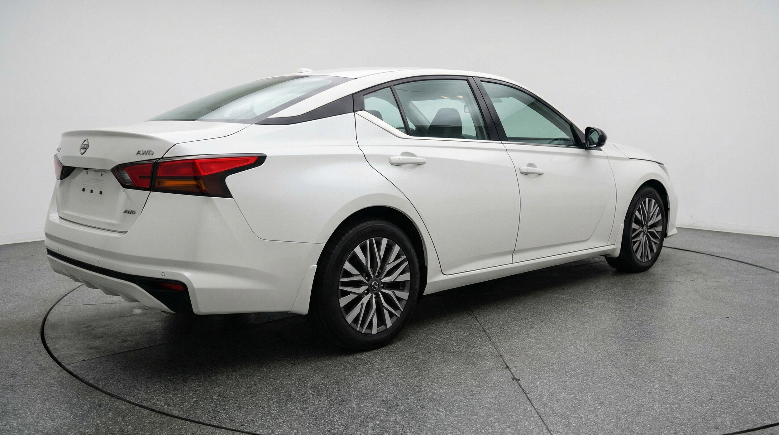 Thumbnail: 2025 Nissan Altima - 9