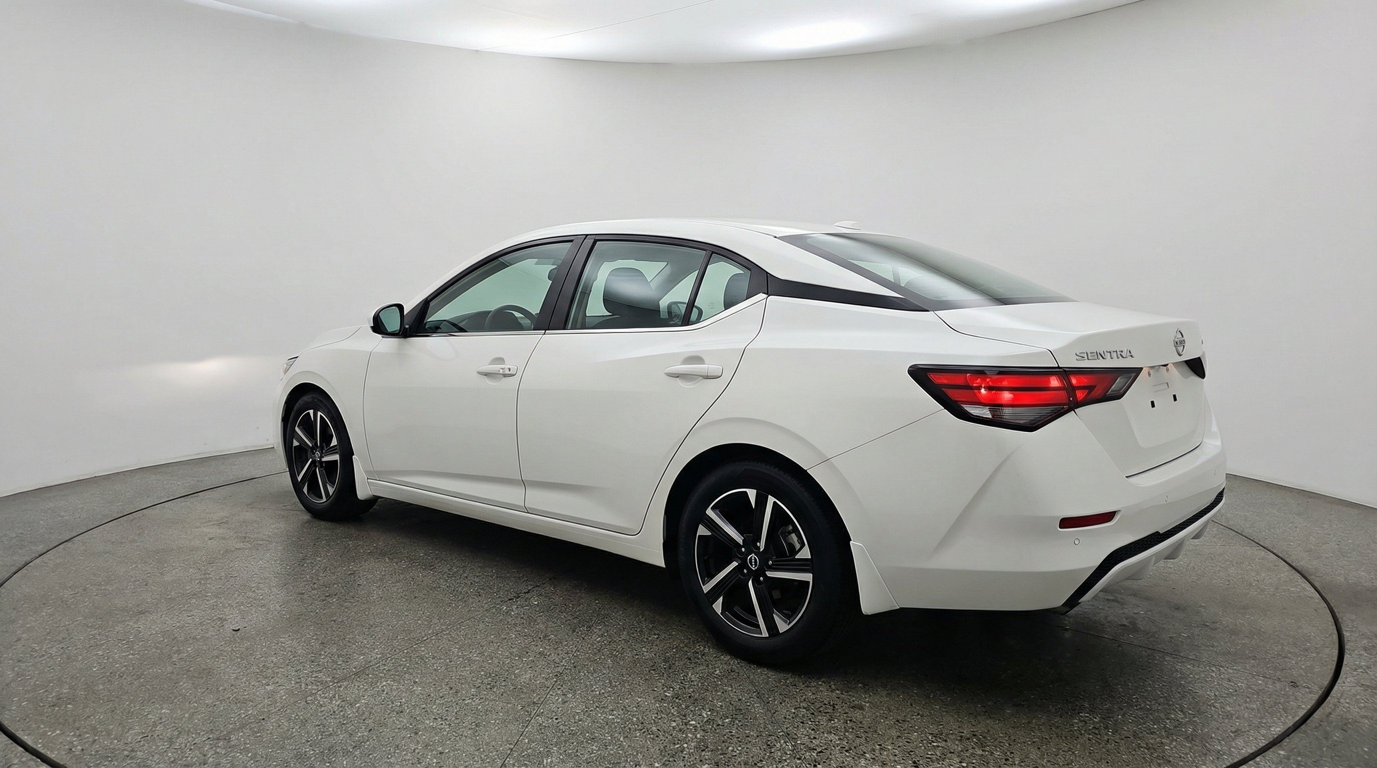 2025 Nissan Sentra SV - Photo 6