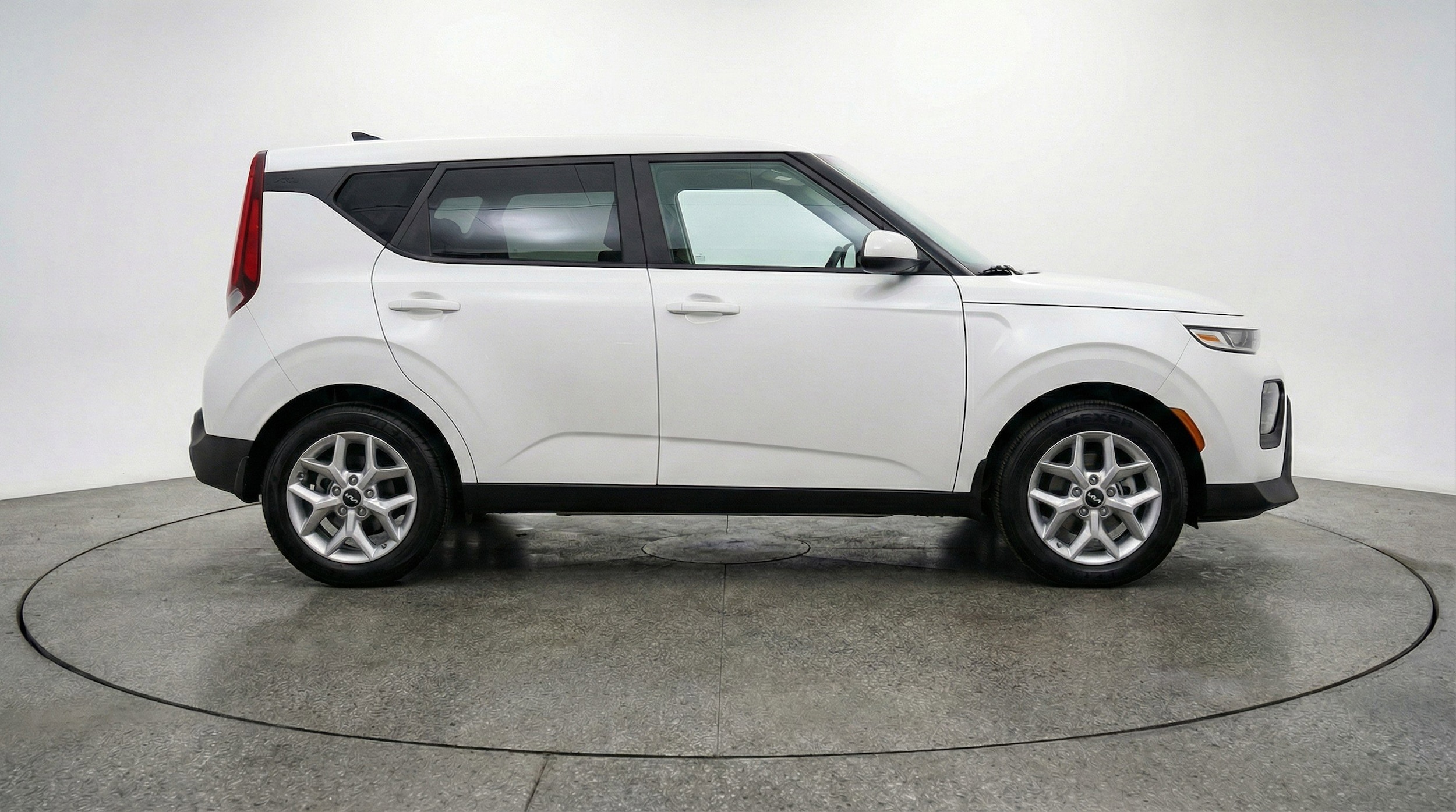 Thumbnail: 2025 Kia Soul - 11