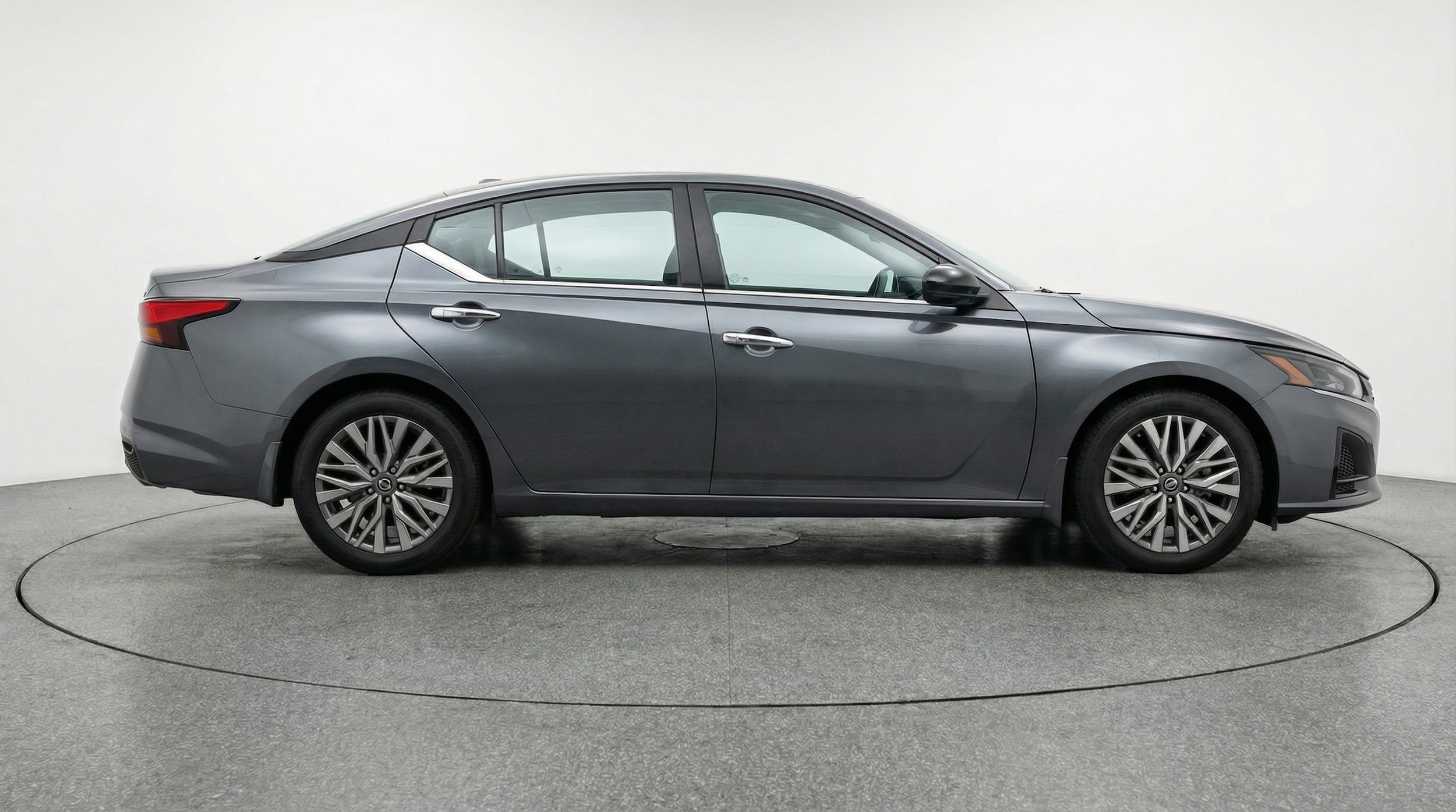 Thumbnail: 2025 Nissan Altima - 8