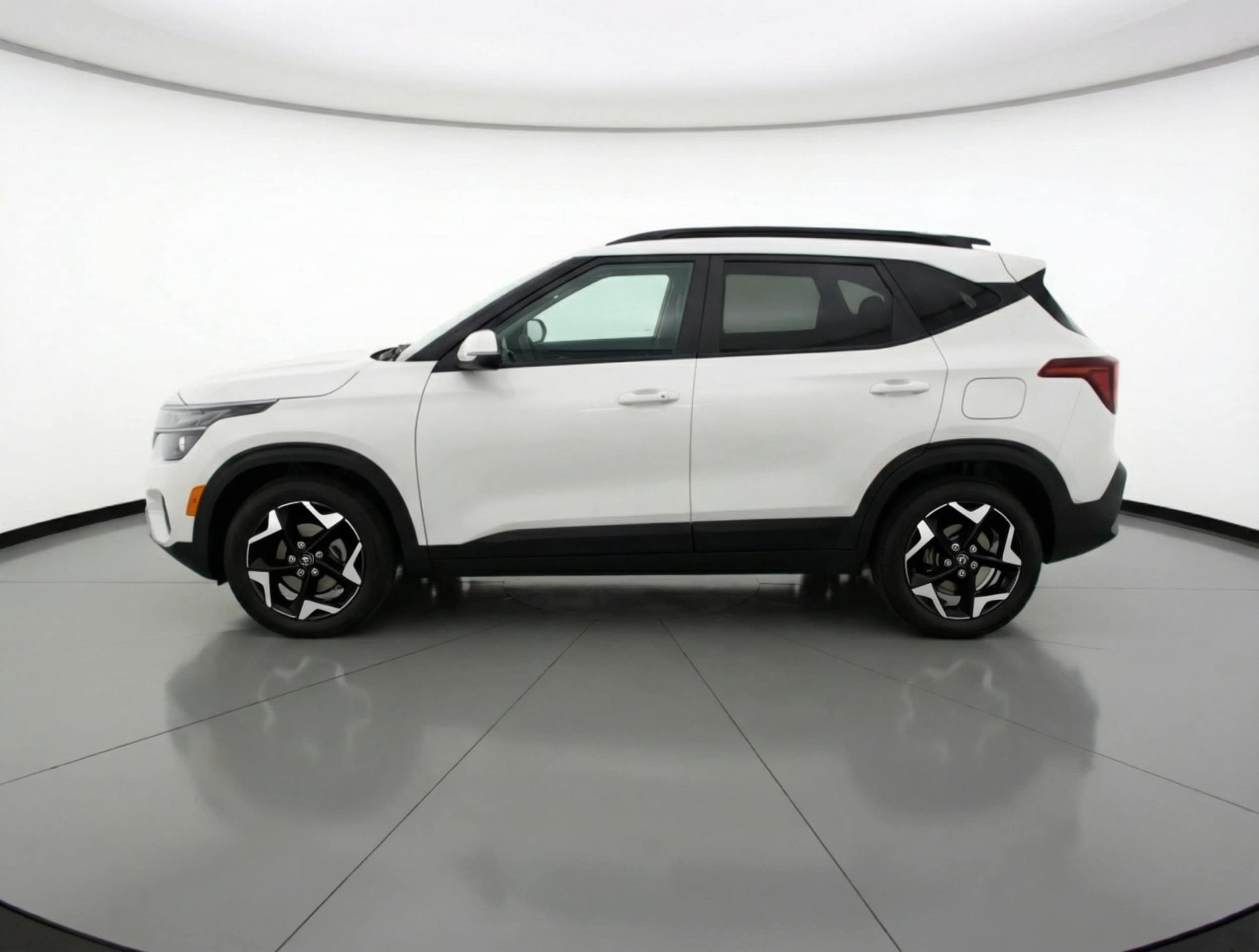 Thumbnail: 2025 Kia Seltos - 4