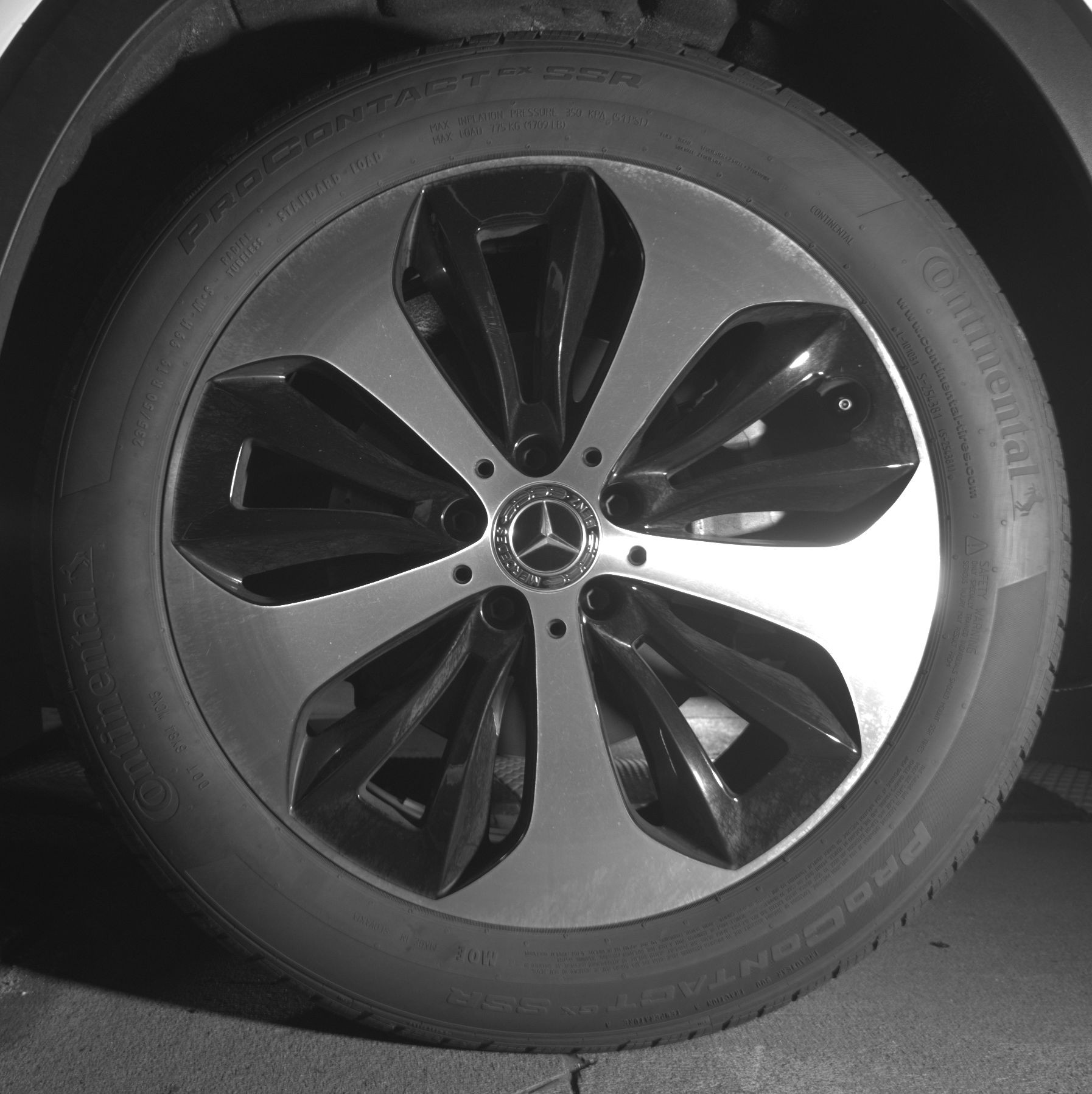 Thumbnail: 2025 Mercedes-Benz GLB - 11