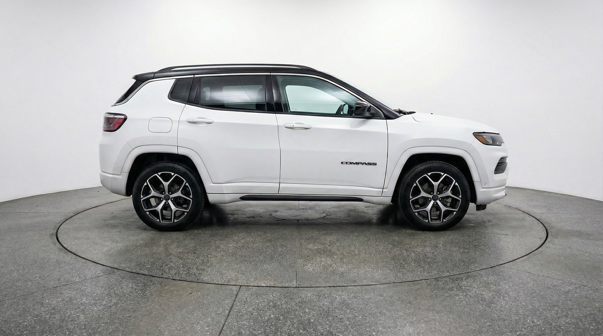 Thumbnail: 2025 Jeep Compass - 11