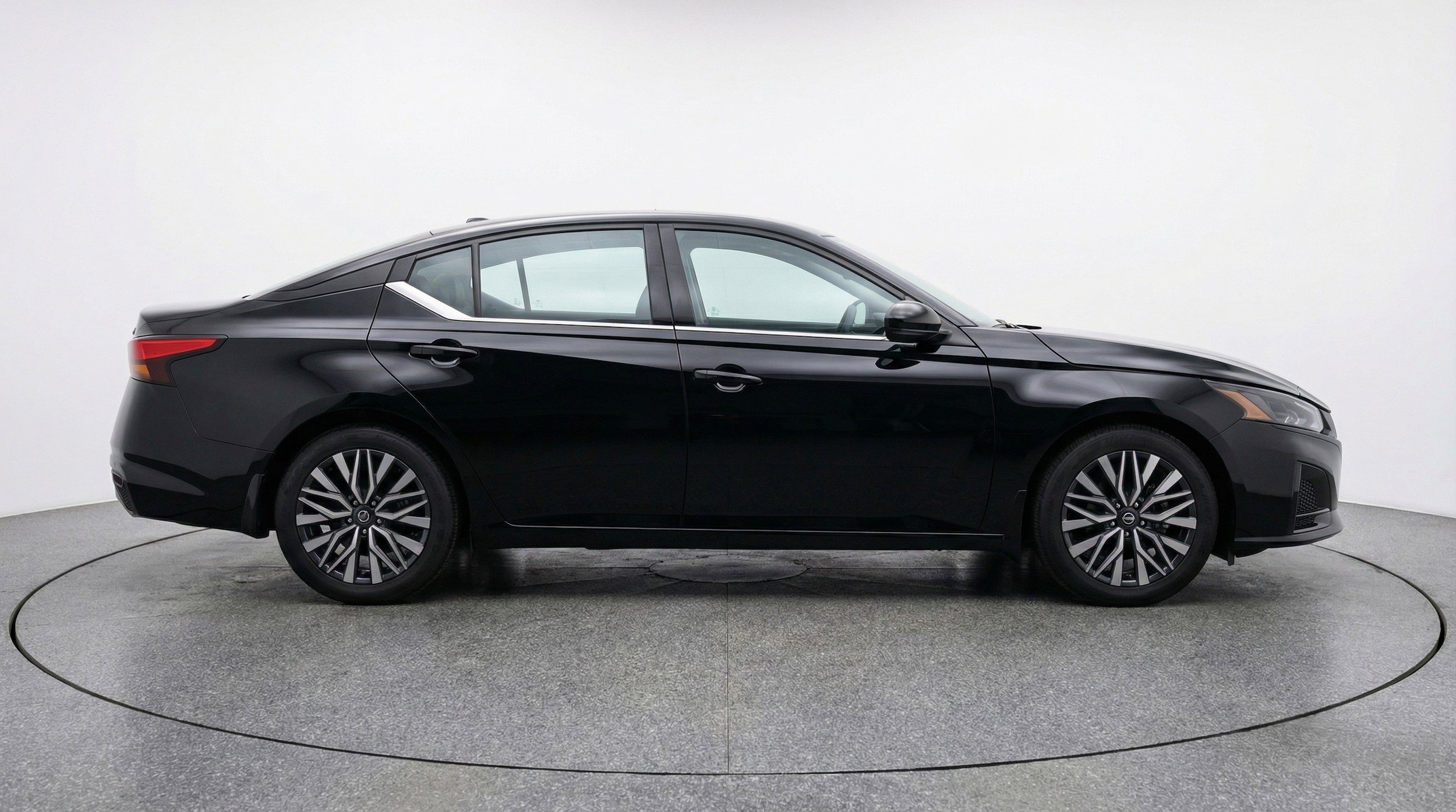 Thumbnail: 2025 Nissan Altima - 11