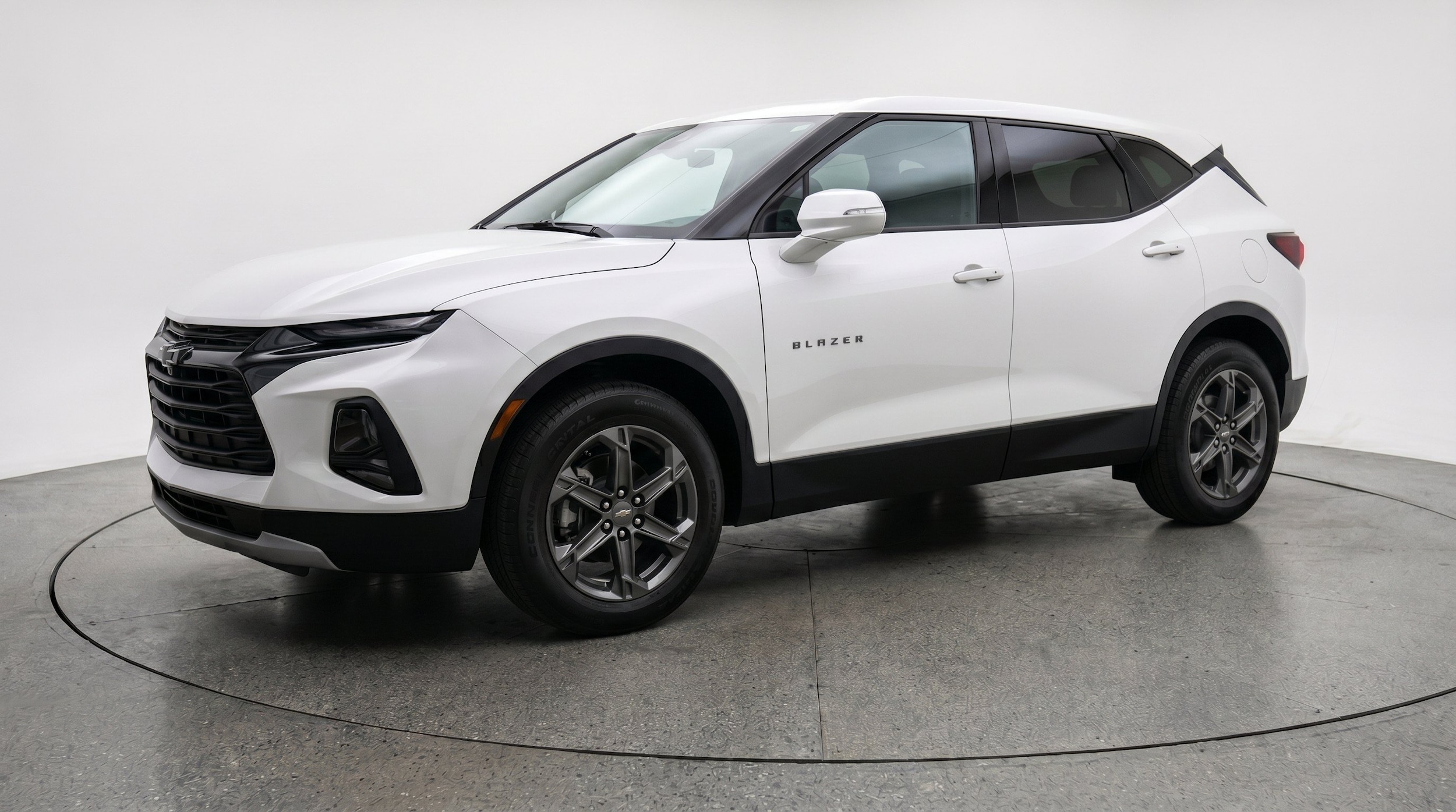 Thumbnail: 2026 Chevrolet Blazer - 3