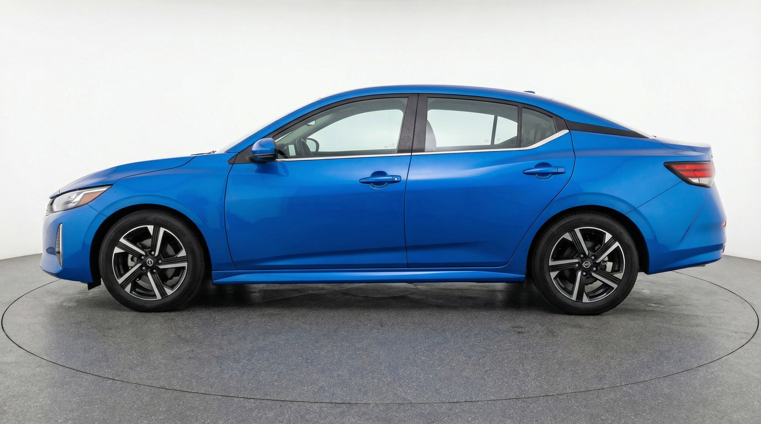 Thumbnail: 2025 Nissan Sentra - 5